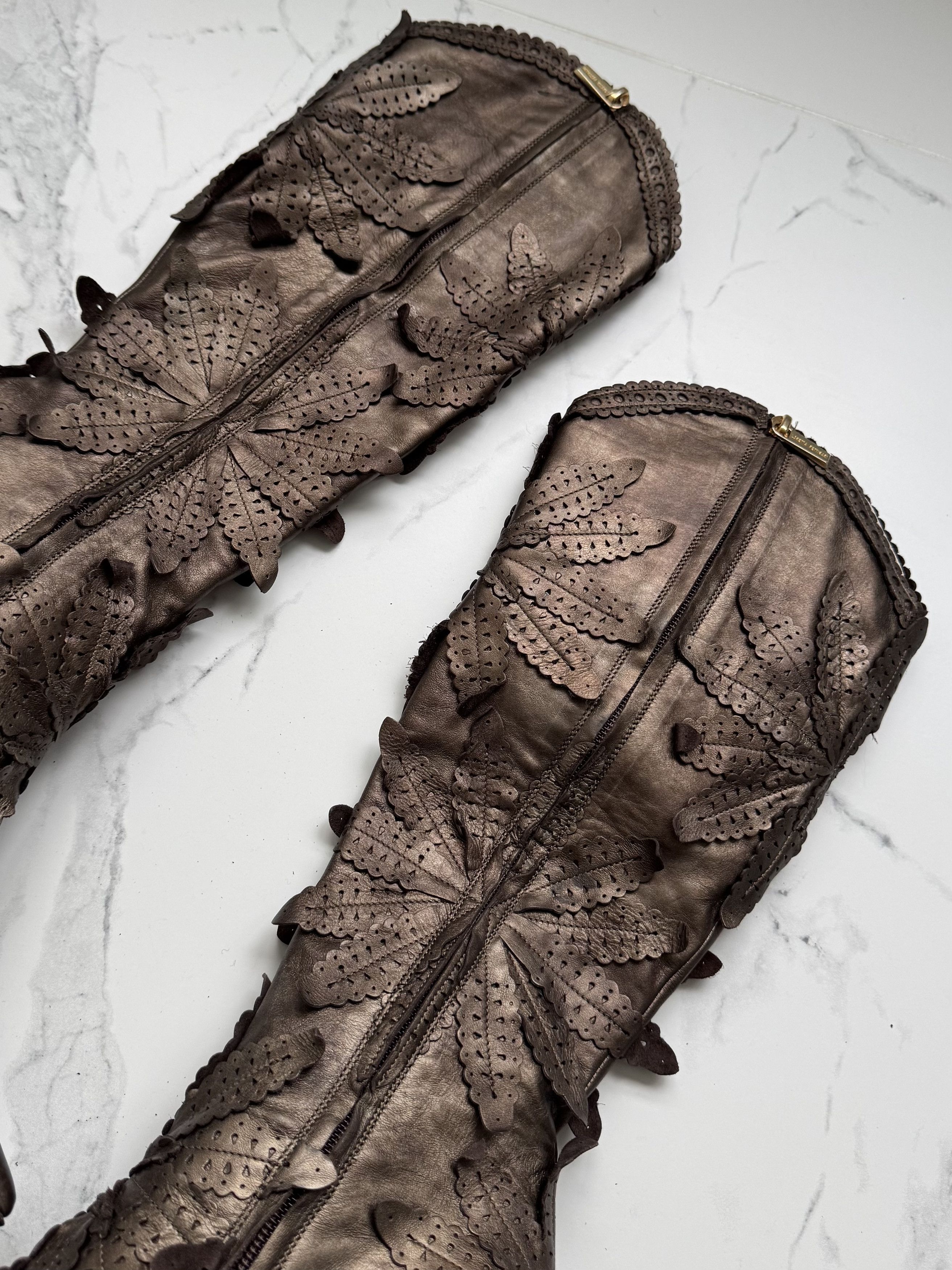 Vintage Vintage Leather Knee High Boots Floral Appliqué Heels Size US 6 / IT 36 - 6 Thumbnail
