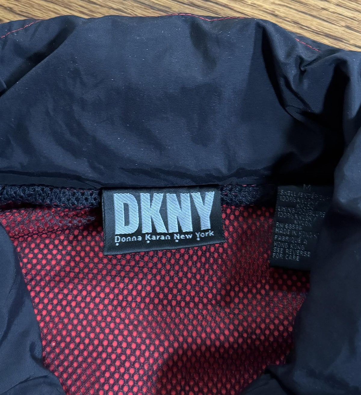 DKNY Vintage DKNY Tech Equipment Red / Black / 3M Jacket Size M Size US M / EU 48-50 / 2 - 3 Thumbnail