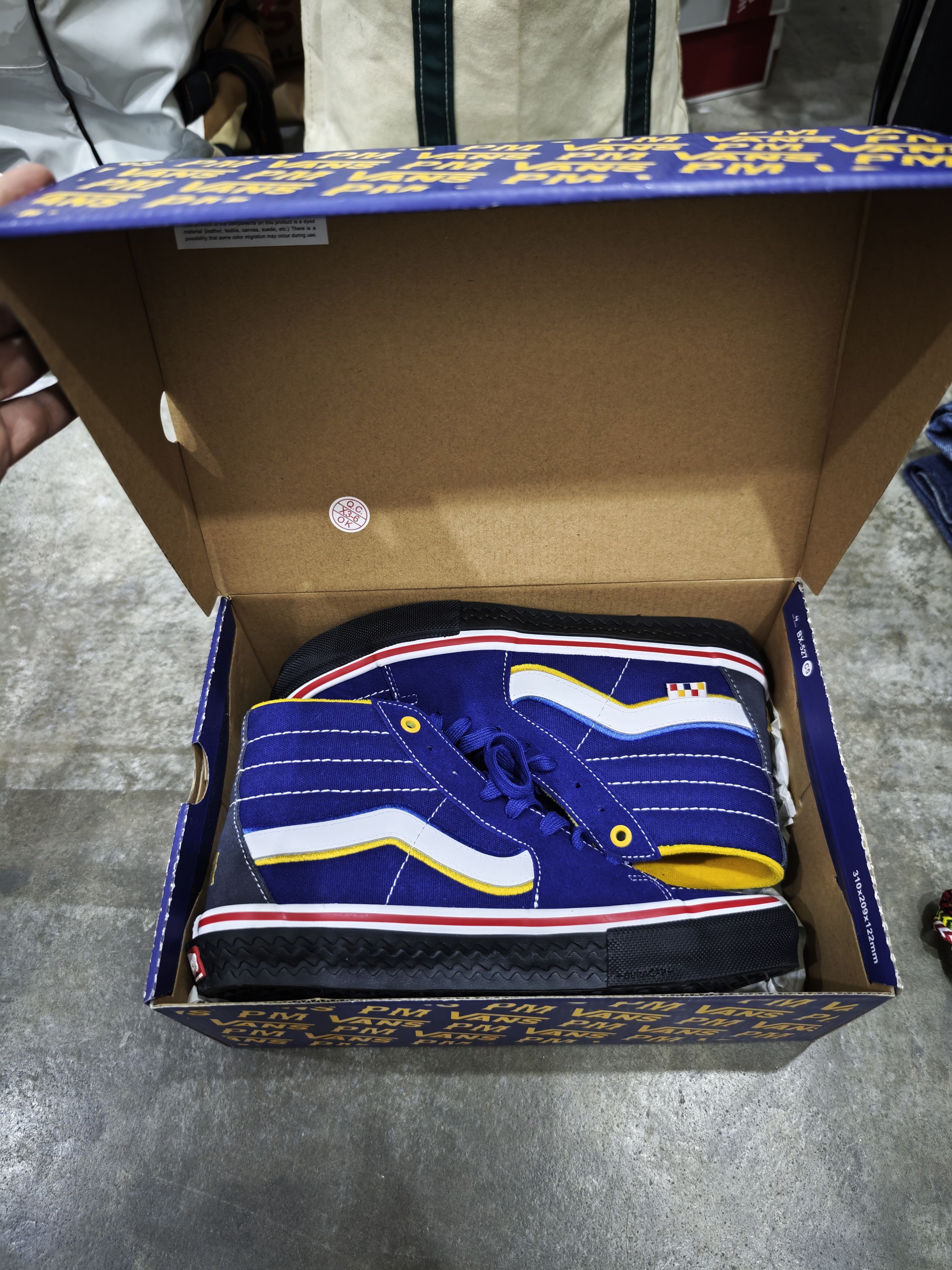 Vans 2024 Vans x Pa'din Musa Collab Size US 8 / EU 41 - 5 Thumbnail