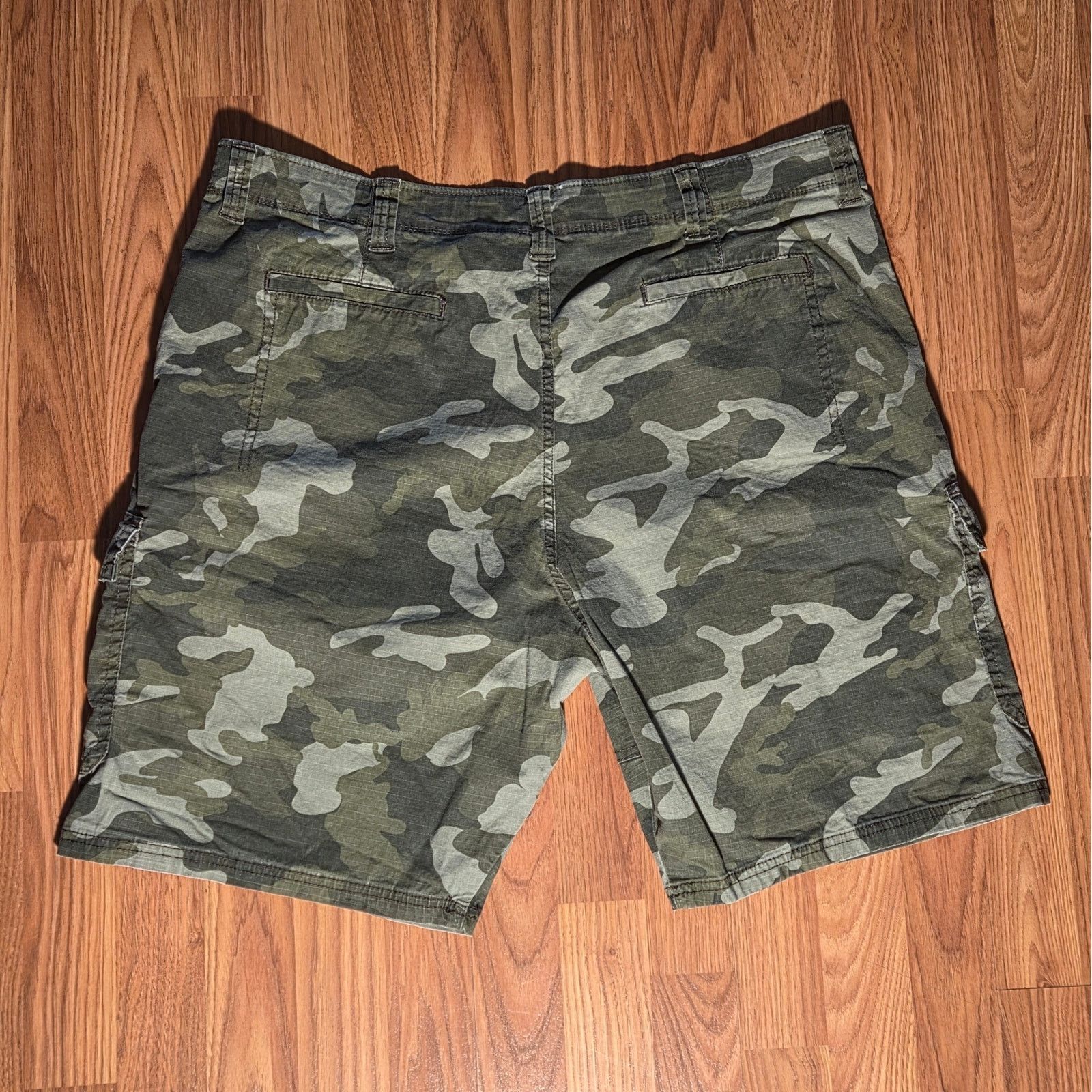 Wrangler Wrangler Rugged Men's Army Fatigue Cargo Shorts - Size 42 Size US 42 / EU 58 - 2 Thumbnail