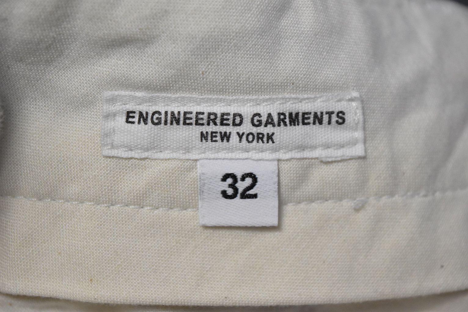 Engineered Garments graphic slacks shorts 22813 - 0455 64 Size US 32 / EU 48 - 5 Thumbnail