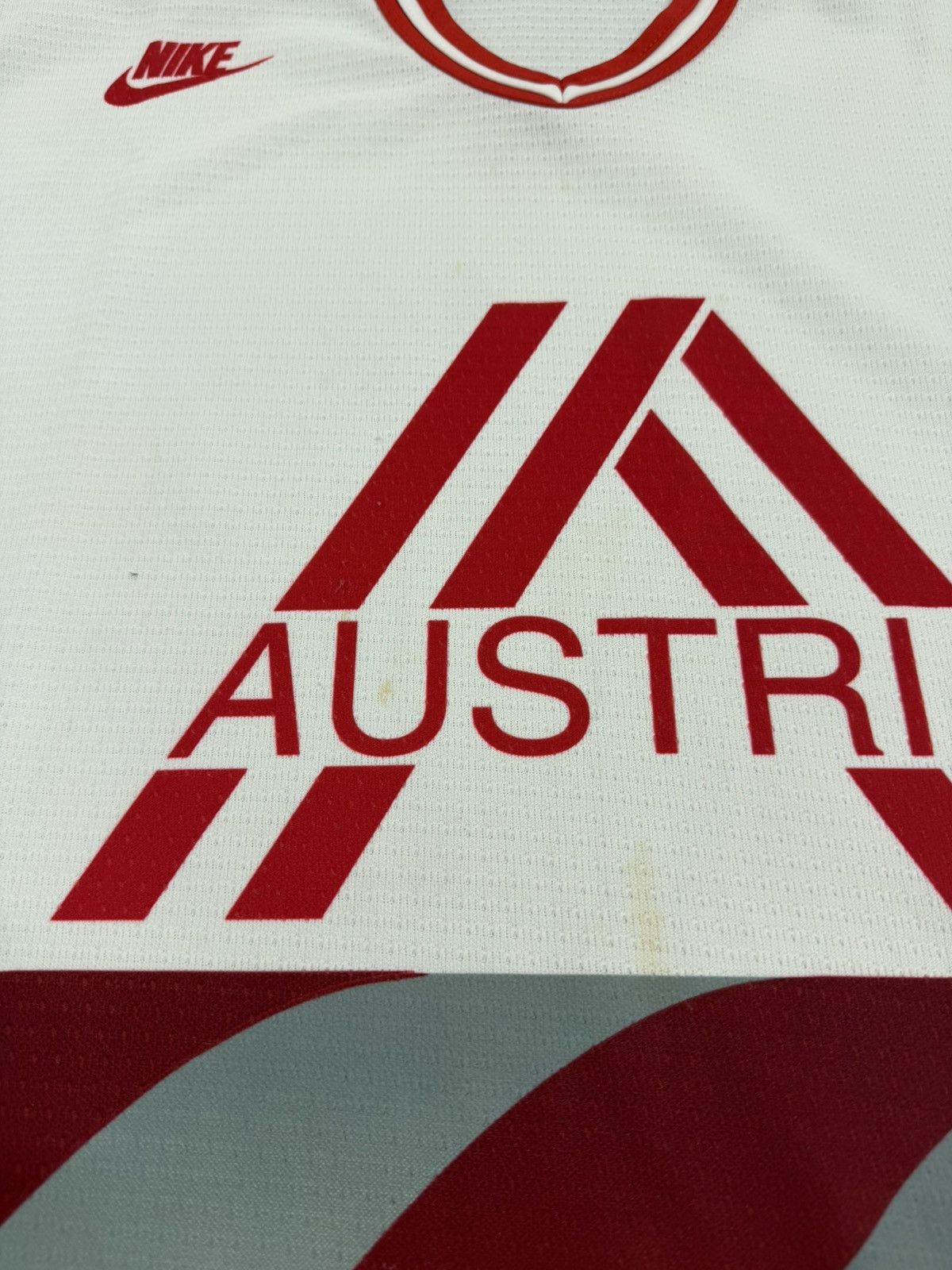 Nike Vintage Nike Austria Hockey NFL Jersey Size US L / EU 52-54 / 3 - 7 Thumbnail
