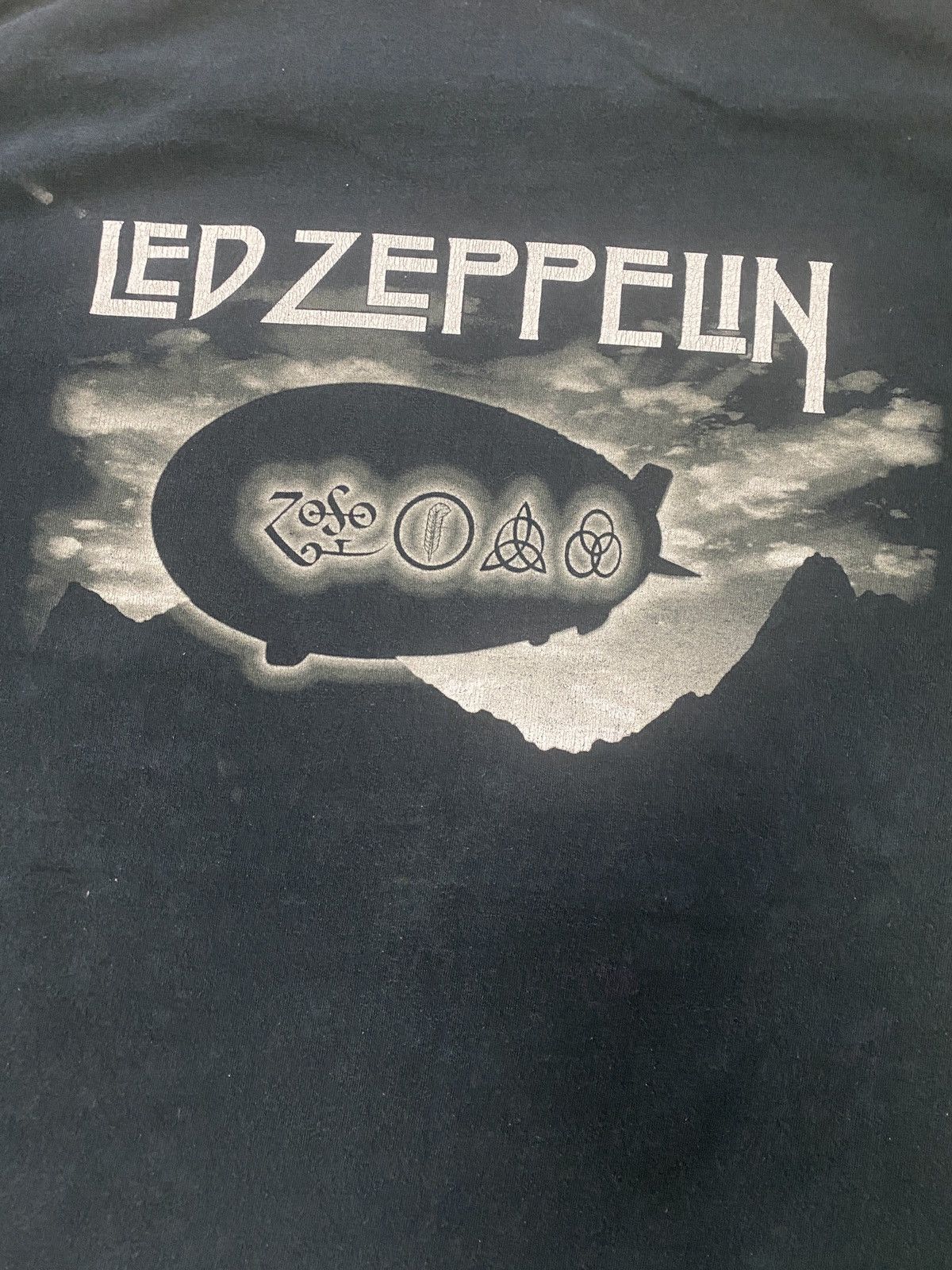 Band Tees × Led Zeppelin × Vintage 💸BINDING OFFER💸VINTAGE LED ZEPPELIN ZOSO SHIRT TEE💥 Size US L / EU 52-54 / 3 - 13 Thumbnail