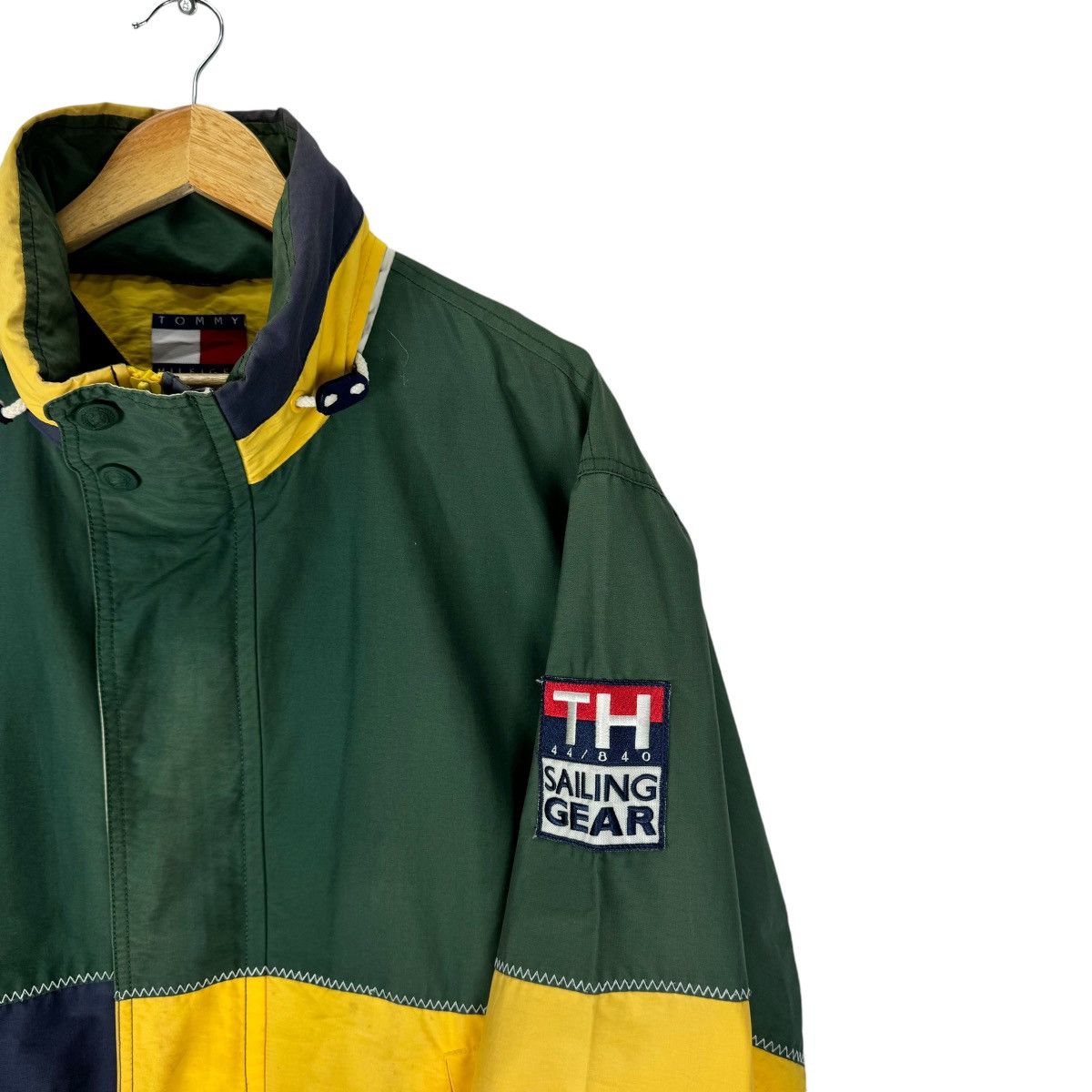 Tommy Hilfiger ⚡️TOMMY HILFIGER SAILING GEAR HOODIE COLOUR WAY JACKET Size US L / EU 52-54 / 3 - 5 Thumbnail