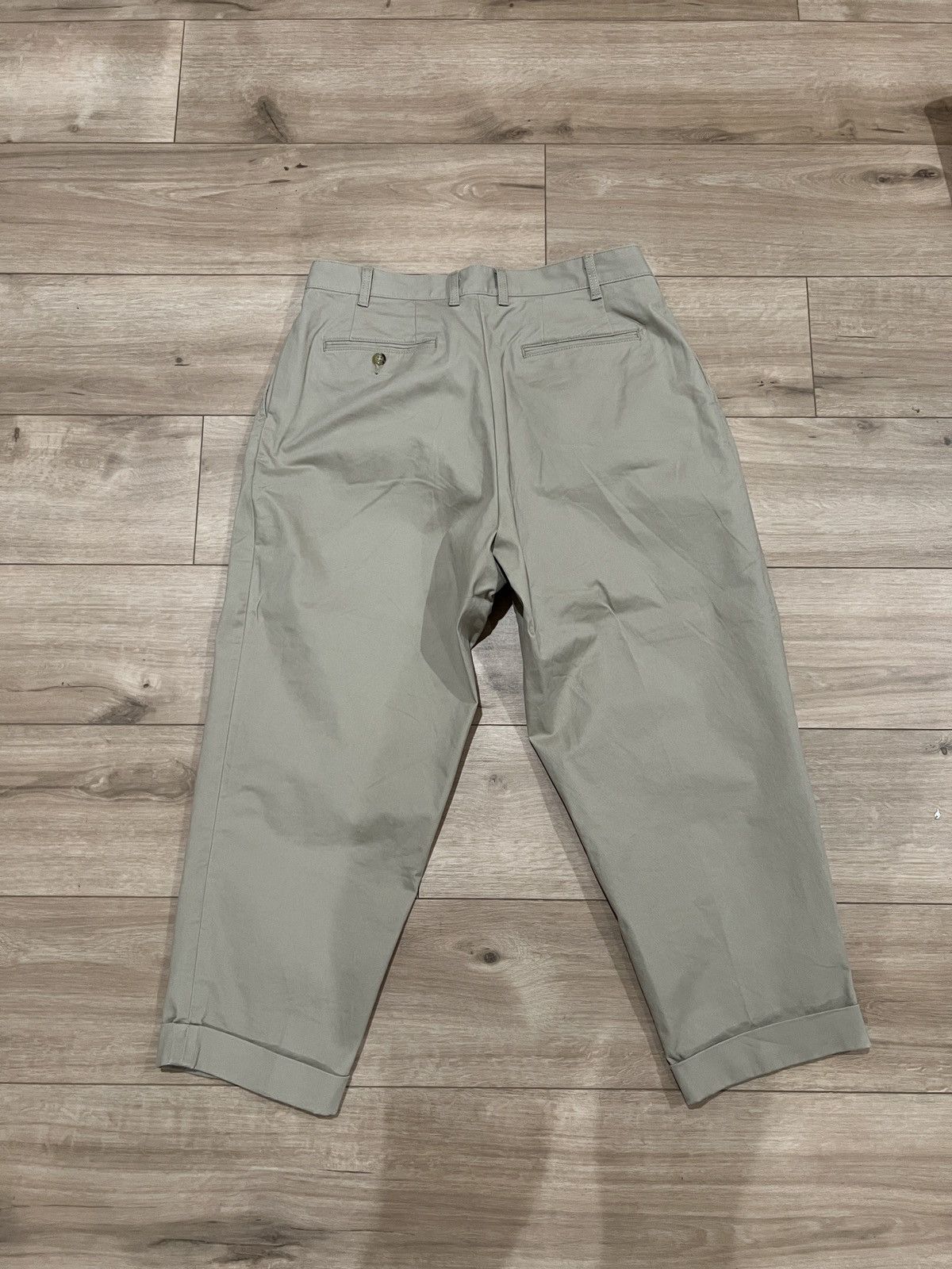 Beams Plus BEAMS PLUS 2 PLEATS TWILL KHAKI CHINO PANT | Grailed