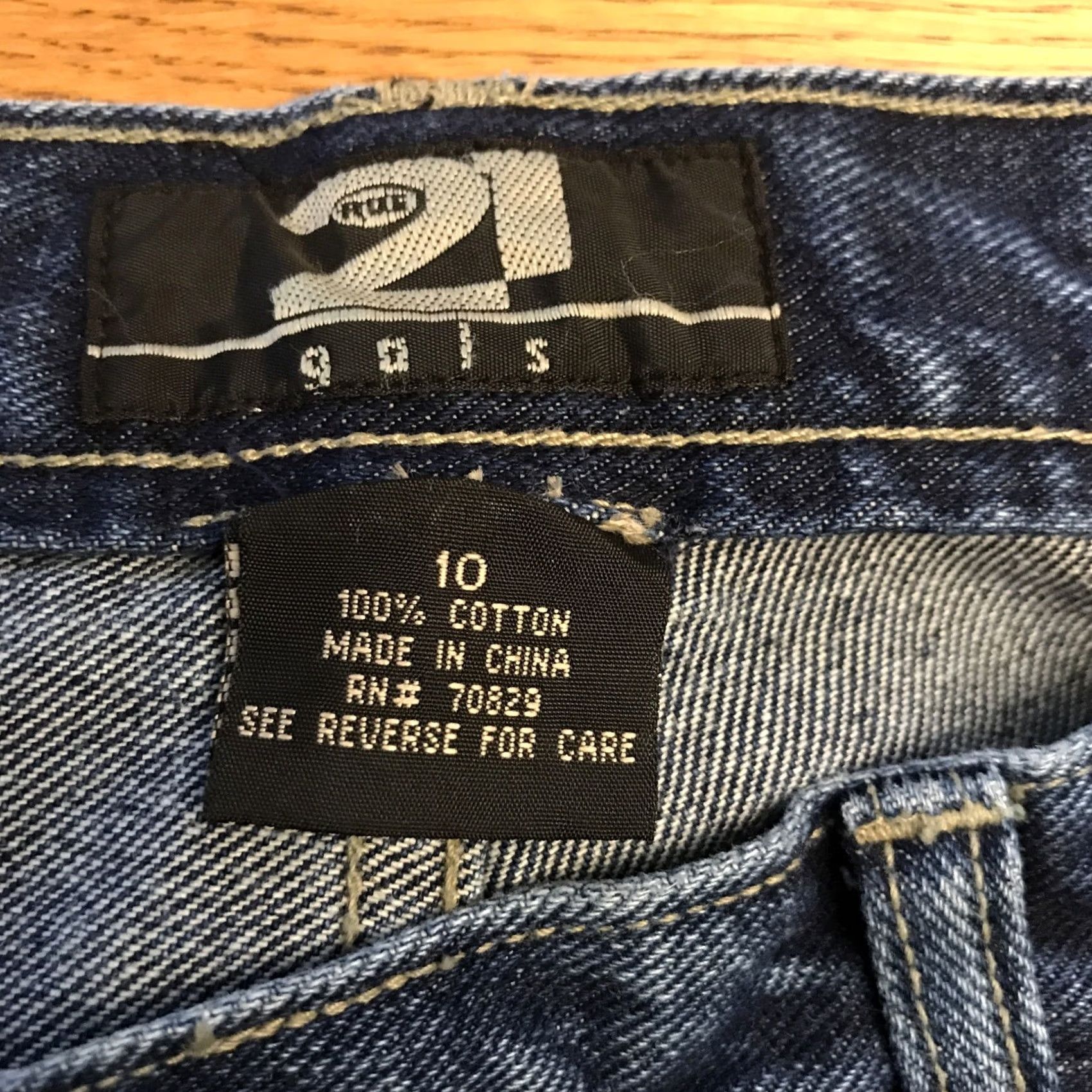 Vintage Rue 21 Jeans Bootcut Denim NWT Size 10 Regular Women’s Cotton 32W 31.5 Inseam Blue Size 32" / US 10 / IT 46 - 7 Thumbnail