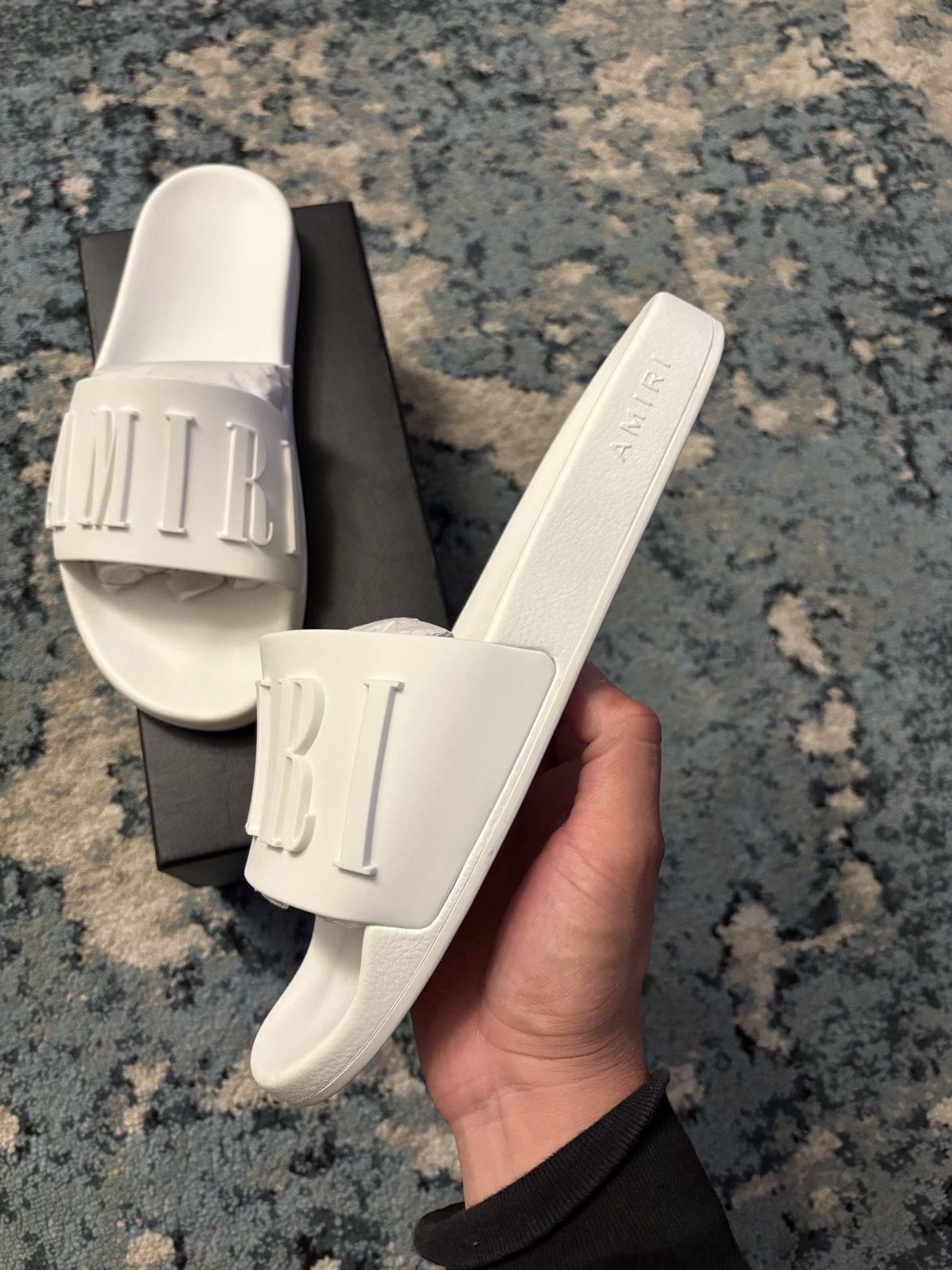 Amiri Amiri Logo Pool White Slides Size 11 Brand New Og All Size US 11 / EU 44 - 3 Thumbnail