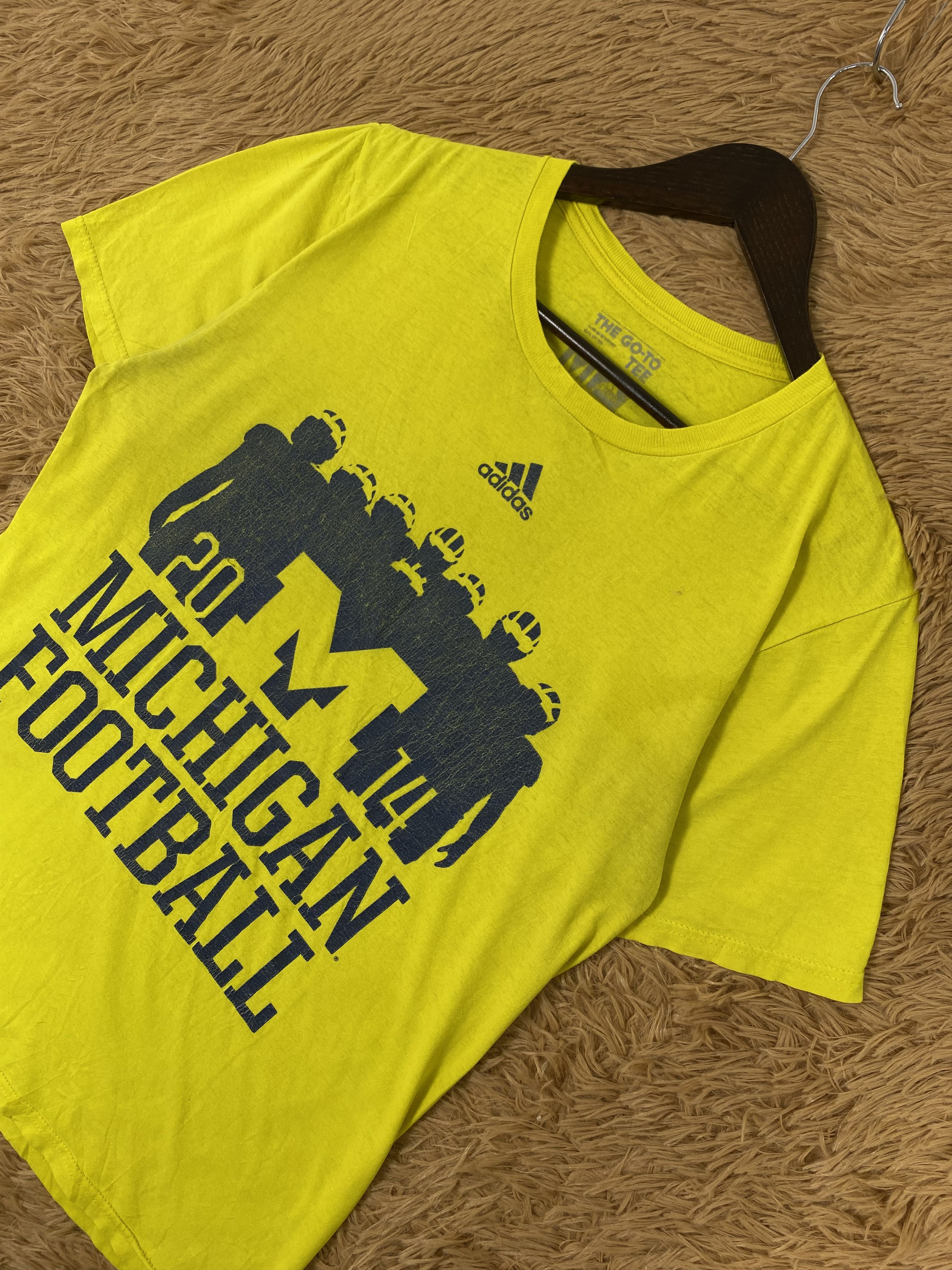 Adidas × Vintage Vintage Adidas Michigan Football T-Shirts PT0021 Size US M / EU 48-50 / 2 - 2 Thumbnail