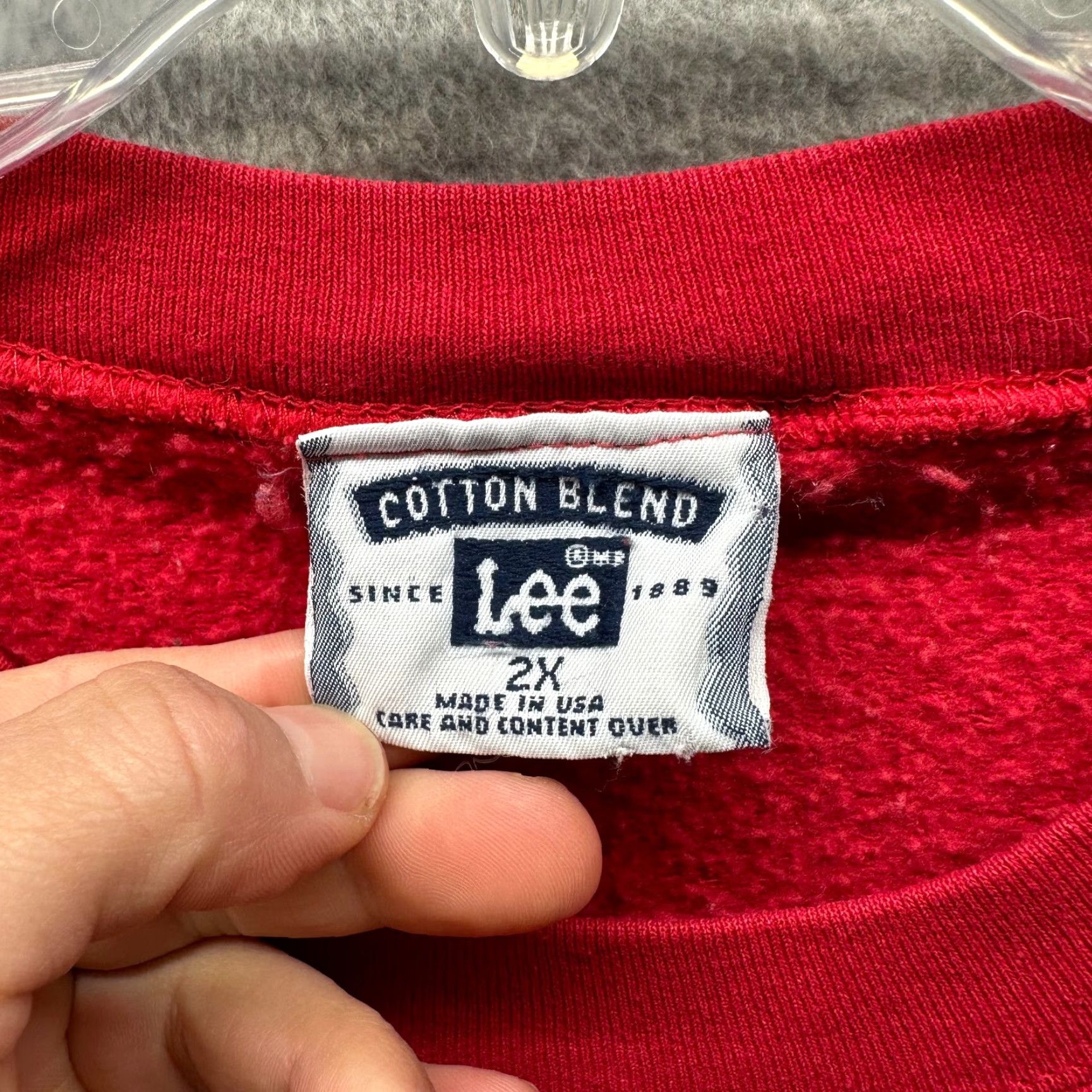 Lee VINTAGE Lee Sweatshirt Mens 2XL Red USA Salvation Army Jesus Lee Sweatshirt Crew Neck Long Sleeve Fleece Cotton Polyester 90s Pullover All Seasons Size US XXL / EU 58 / 5 - 6 Thumbnail