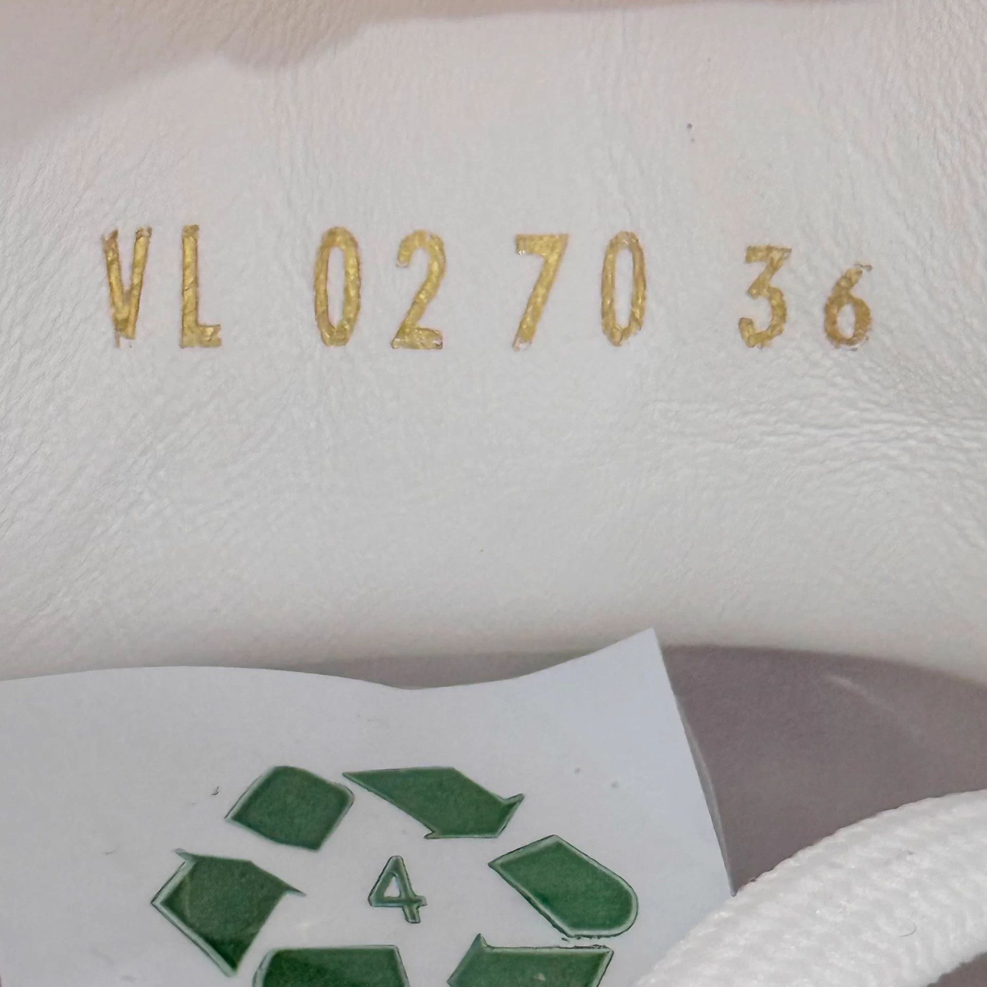 Louis Vuitton LV Monogram white/brown lace-up sneakers 36 99 new Size US 5 / IT 35 - 4 Thumbnail