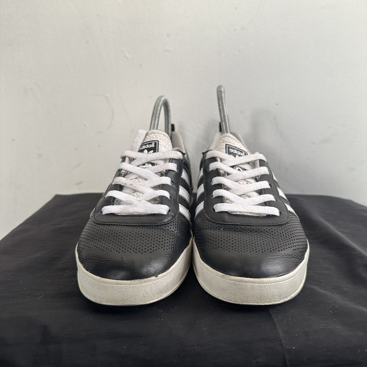 Adidas × Vintage Rare Adidas palace gazelle Y2K Trainers Blokecore Size US 7 / IT 37 - 7 Thumbnail