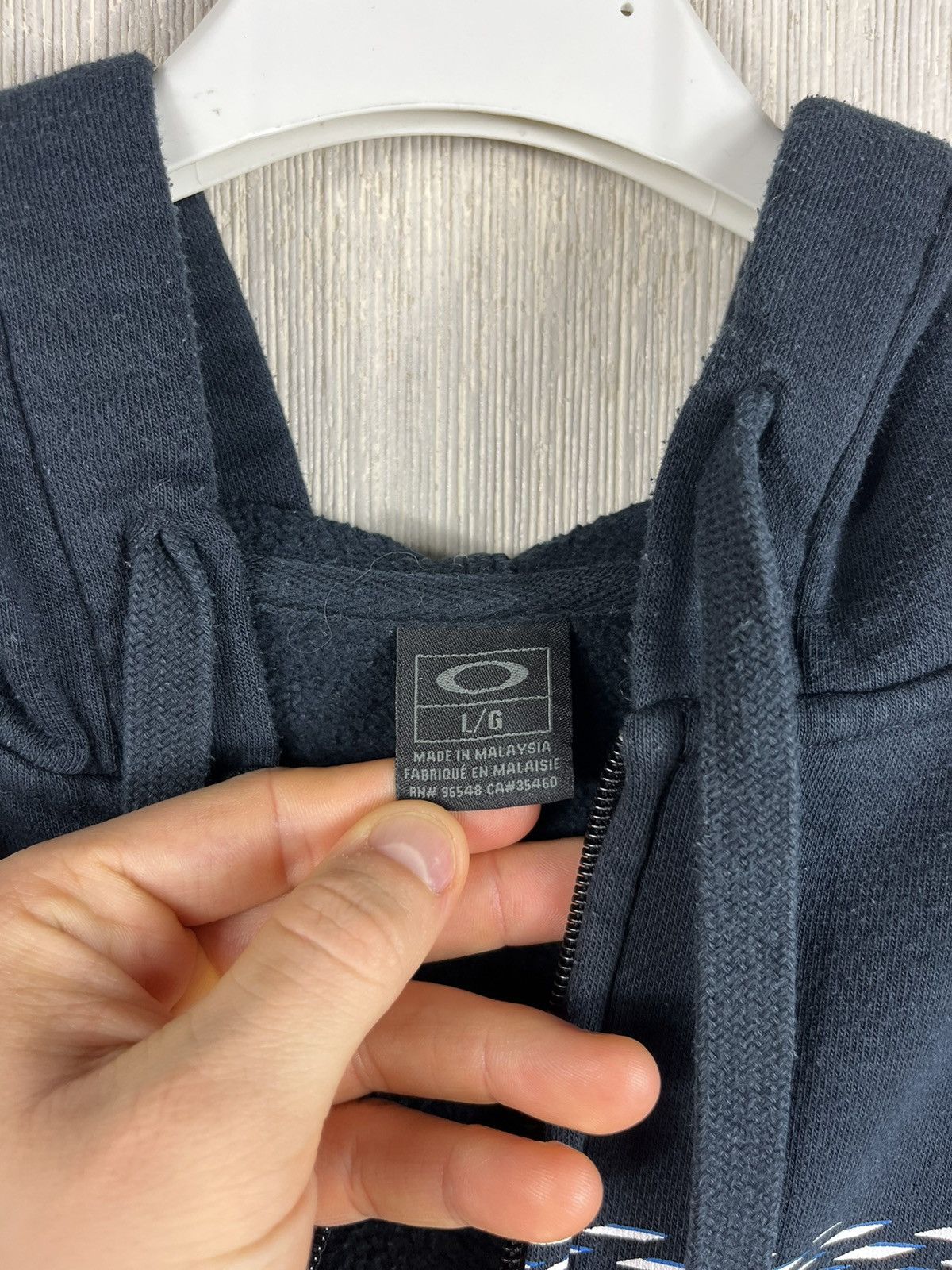 Oakley × Vintage Vintage Oakley y2k zip hoodie sweatshirt big logo elipse Size US L / EU 52-54 / 3 - 14 Thumbnail