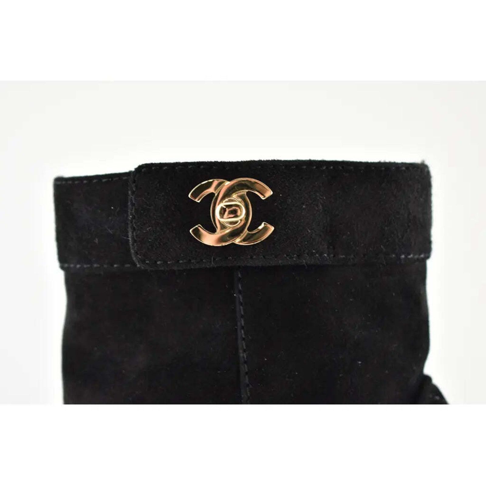 Chanel Chanel 20K Black Suede Quilted Turnlock CC Gold Patent Ankle Size US 5 / IT 35 - 4 Thumbnail