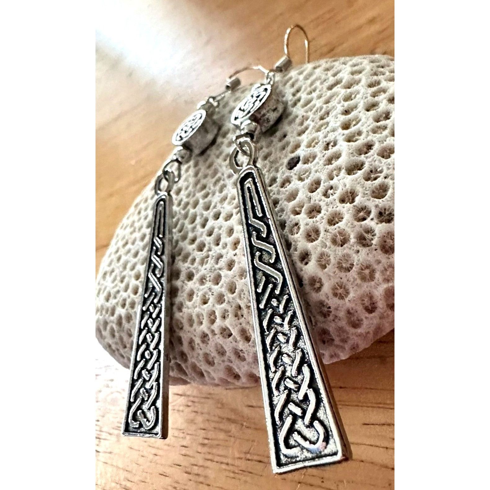 Handmade Celtic Knot Earrings Irish Jewelry St Patricks Day Parade Pa Size ONE SIZE - 4 Thumbnail