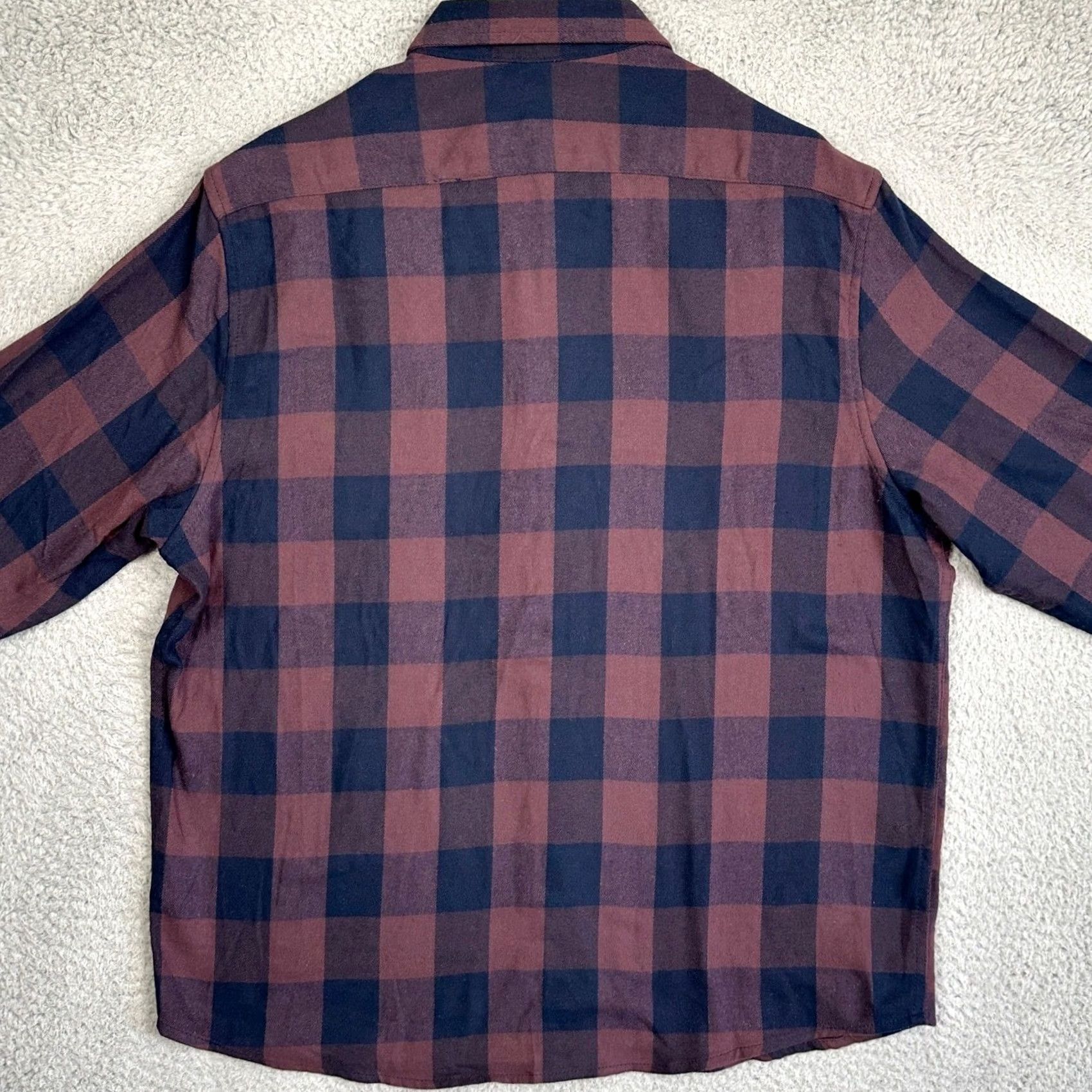 Vintage Tailor Vintage Luxe Performance Shirt Mens Large Burgundy Navy Buffalo Check Plaid Button-Up Long Sleeve Collared Fall Winter Spring Casual Workwear Size US L / EU 52-54 / 3 - 3 Thumbnail