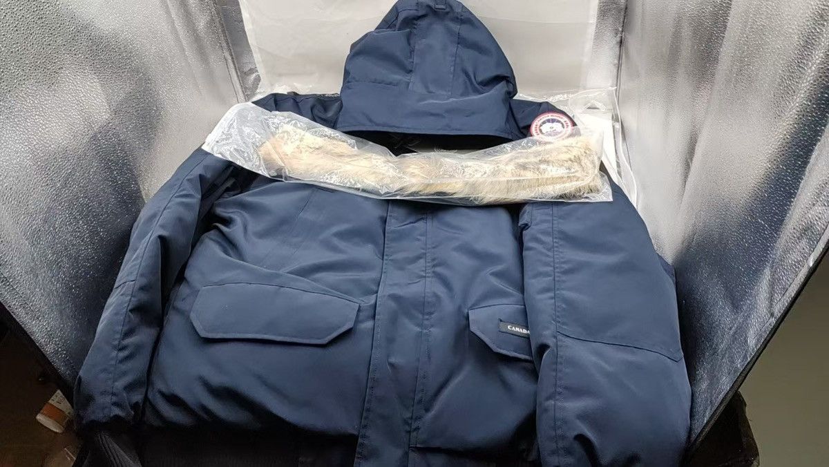 Canada Goose Canada Goose Expedition Parka Size US L / EU 52-54 / 3 - 3 Thumbnail