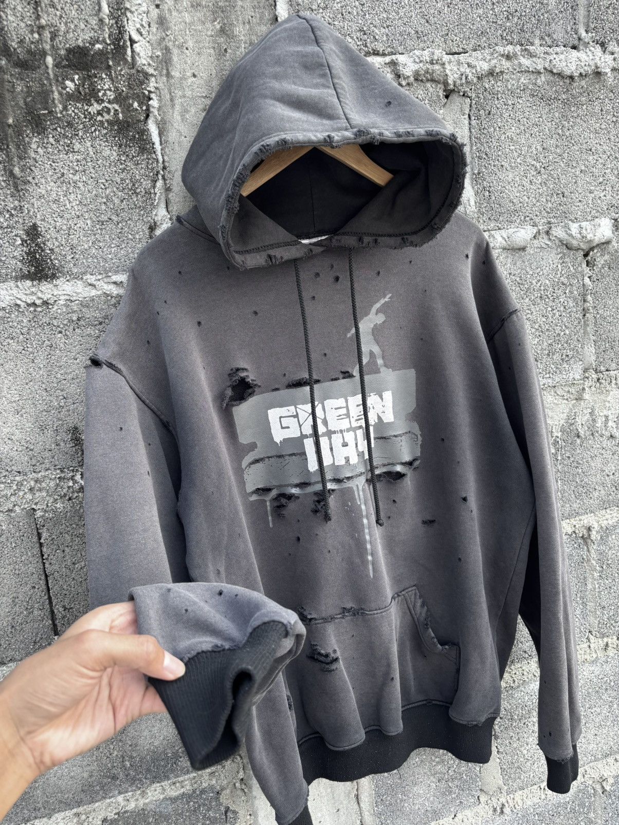Vintage Faded Thrashed Green Day Bootleg Hoodie Size US XL / EU 56 / 4 - 7 Thumbnail