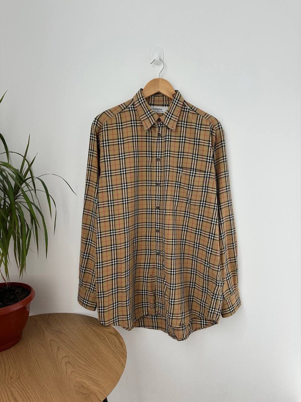Burberry × Vintage Vintage Barberry’s Full Nova Check Distressed Shirt Size US L / EU 52-54 / 3 - 1 Thumbnail