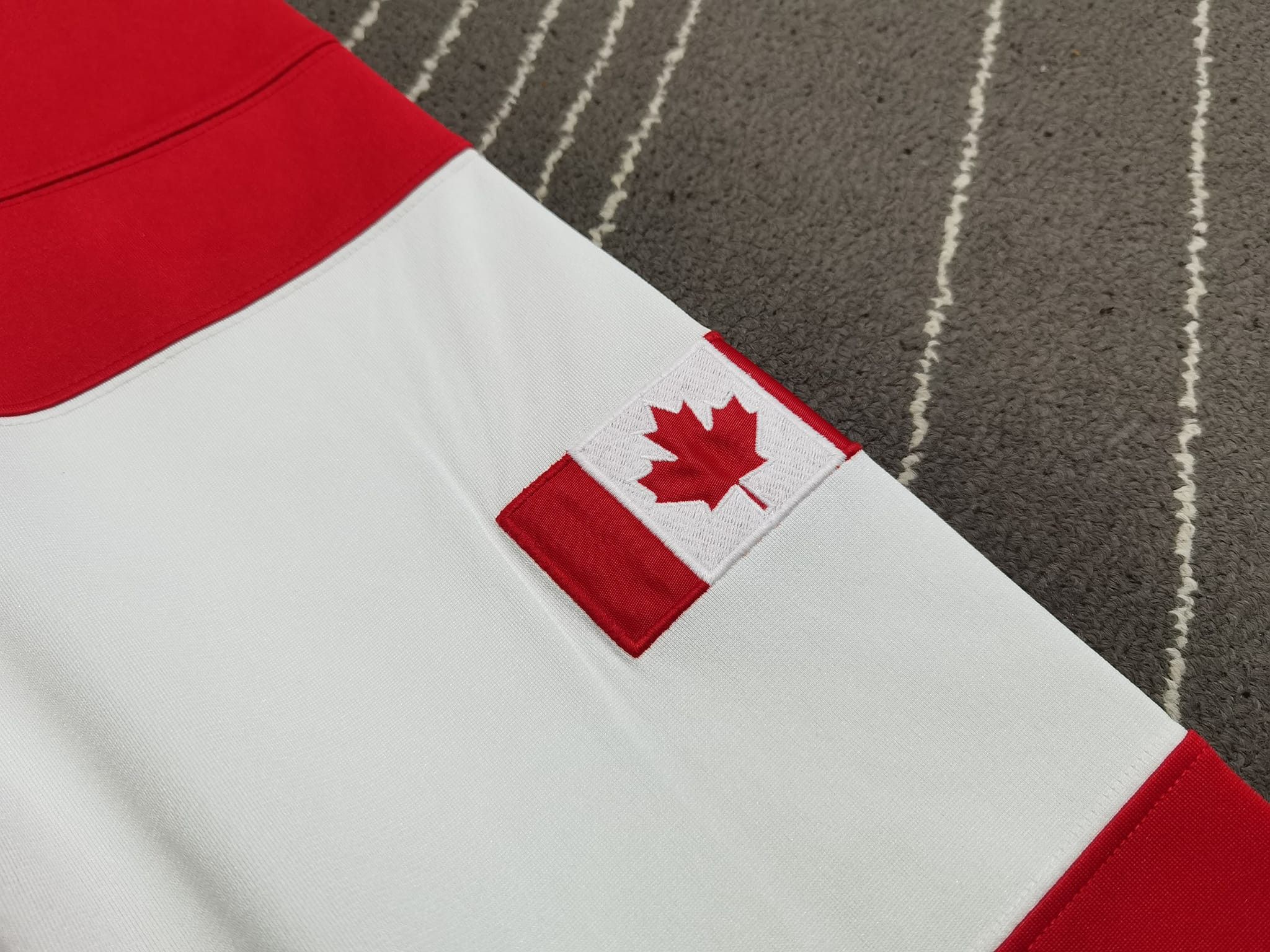NHL × Nike Canada Olympics hockey ice jerseys 2XL 2142 Size US XXL / EU 58 / 5 - 5 Thumbnail