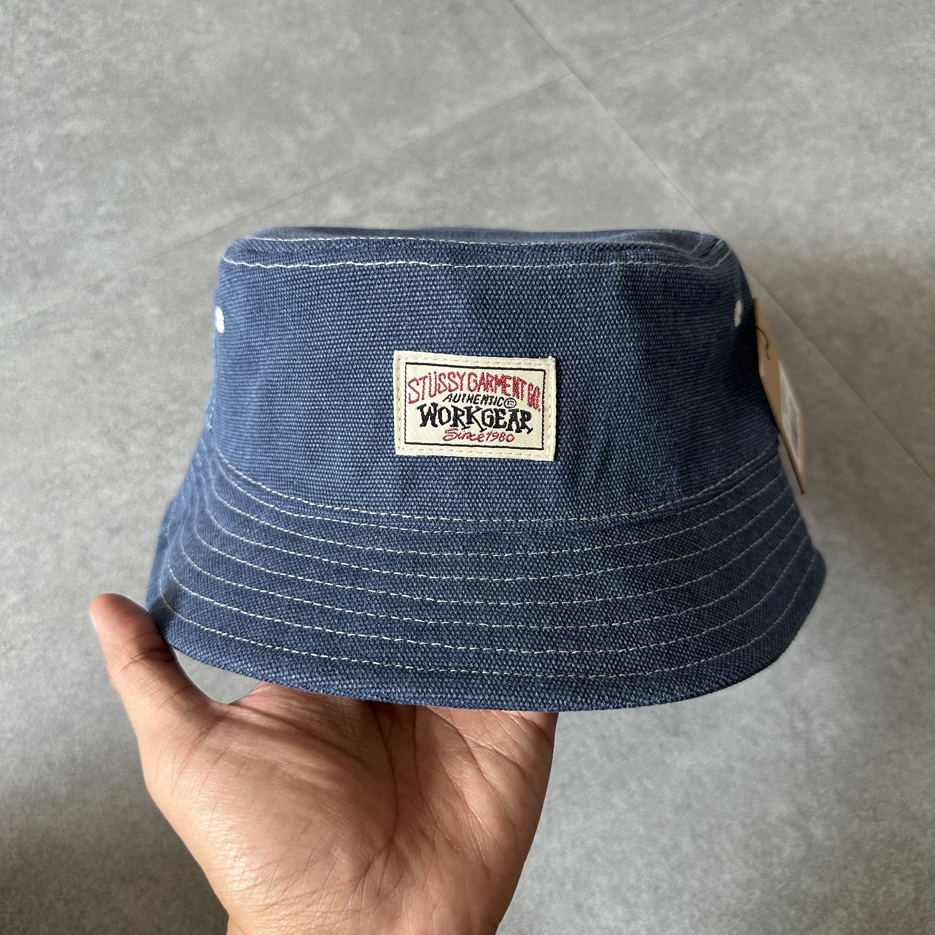 Stussy bucket hat