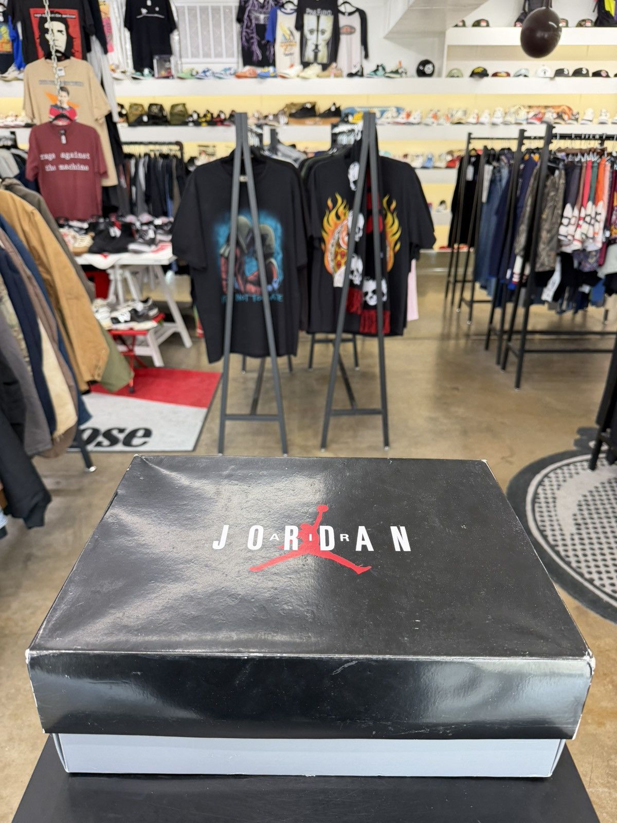 Jordan Brand Air Jordan 11 Cherry Size 10 (2022) Size US 10 / EU 43 - 14 Thumbnail