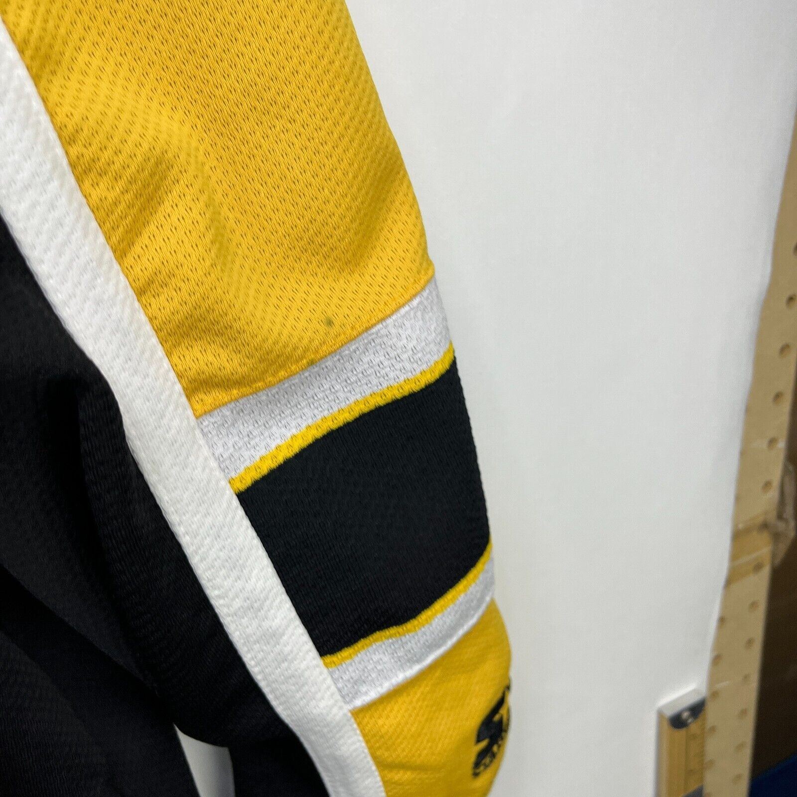 Starter × Vintage Vintage 90s Starter Boston Bruins Jersey Hockey Medium NHL Size US M / EU 48-50 / 2 - 6 Thumbnail