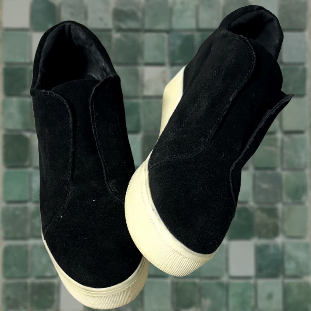 J/Slides JSlides Black Suede Sneaker Women 8.5 Size ONE SIZE - 1 Thumbnail