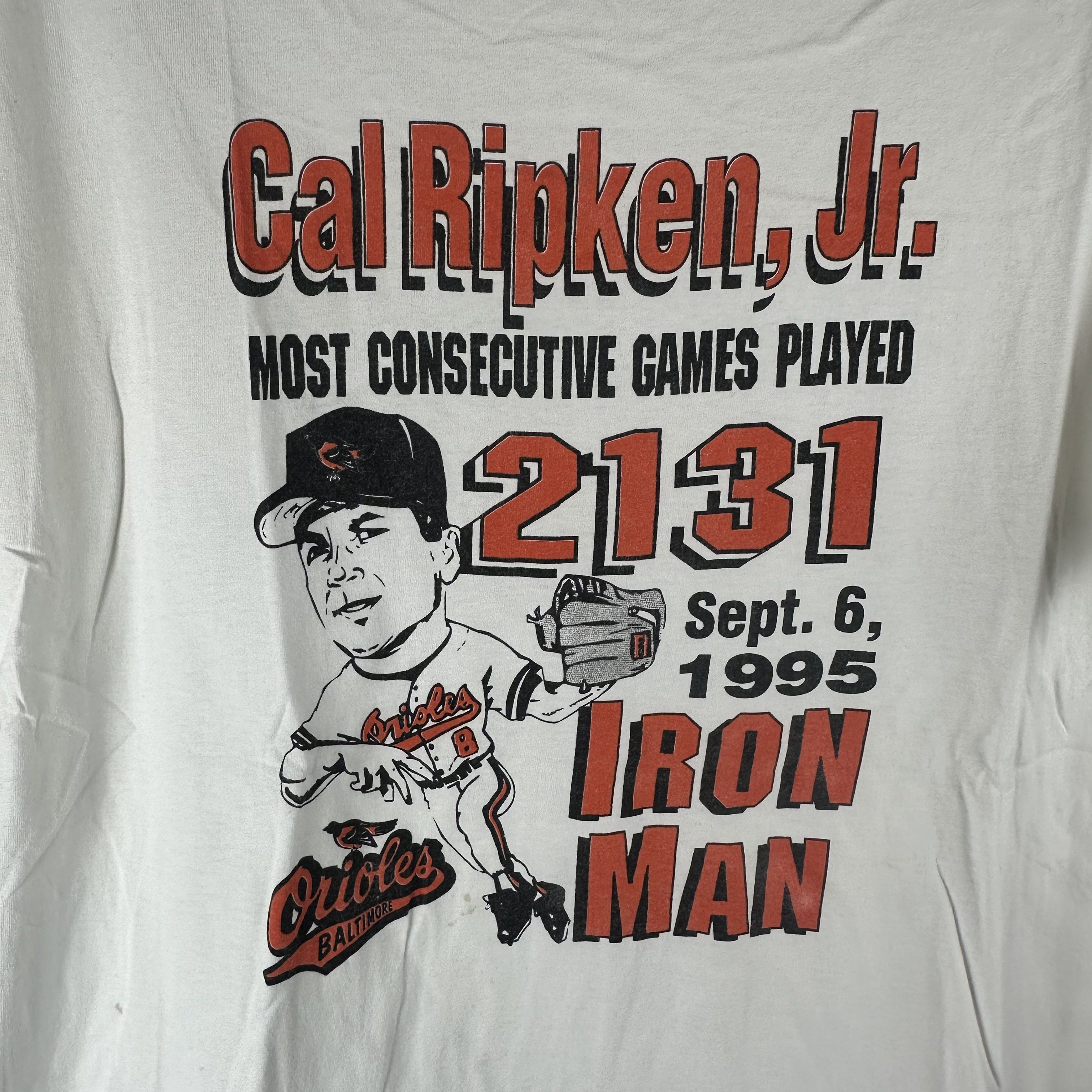 Vintage Vintage 1995 Cal Ripken Jr Orioles Iron Man MLB T-shirt Size US XL / EU 56 / 4 - 2 Thumbnail