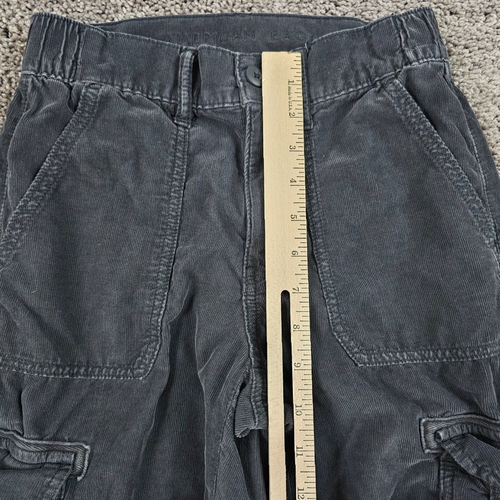 American Eagle Outfitters VINTAGE American Eagle Cargo Pants Womens Medium Gray Corduroy Tapered Mid Rise 23x28 Size 24" / US 00 / IT 34 - 4 Thumbnail