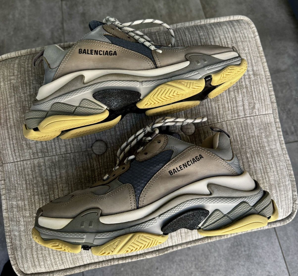 Balenciaga Balenciga Triple S Sneaker Size US 10 / EU 43 - 3 Thumbnail