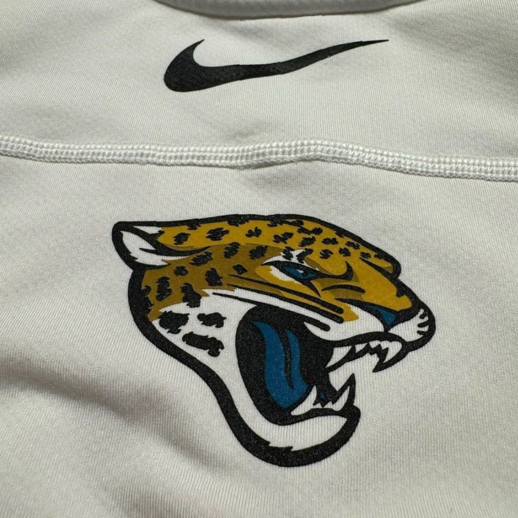 Nike Nike Shirt Jacksonville Jaguars Men's XXL Dri-fit On-field Lightweight Wicking Long Sleeve Crew Neck Graphic Print White Size US XXL / EU 58 / 5 - 7 Thumbnail