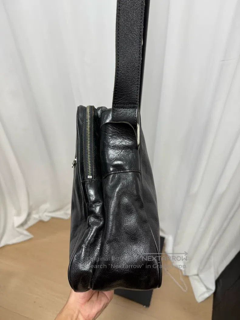 Yohji Yamamoto Yohji Yamamoto Square Cowhide Shoulder Bag Size ONE SIZE - 4 Thumbnail