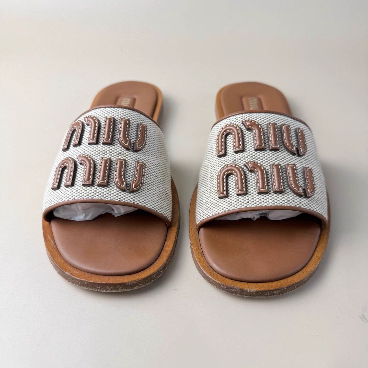 Miu Miu Miu Miu New Logo Straw Slides 36 Size US 5 / IT 35 - 2 Thumbnail