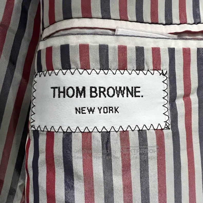 Thom Browne Thom Browne Navy Blue Whale Embroidered Jacket Size US XL / EU 56 / 4 - 3 Thumbnail