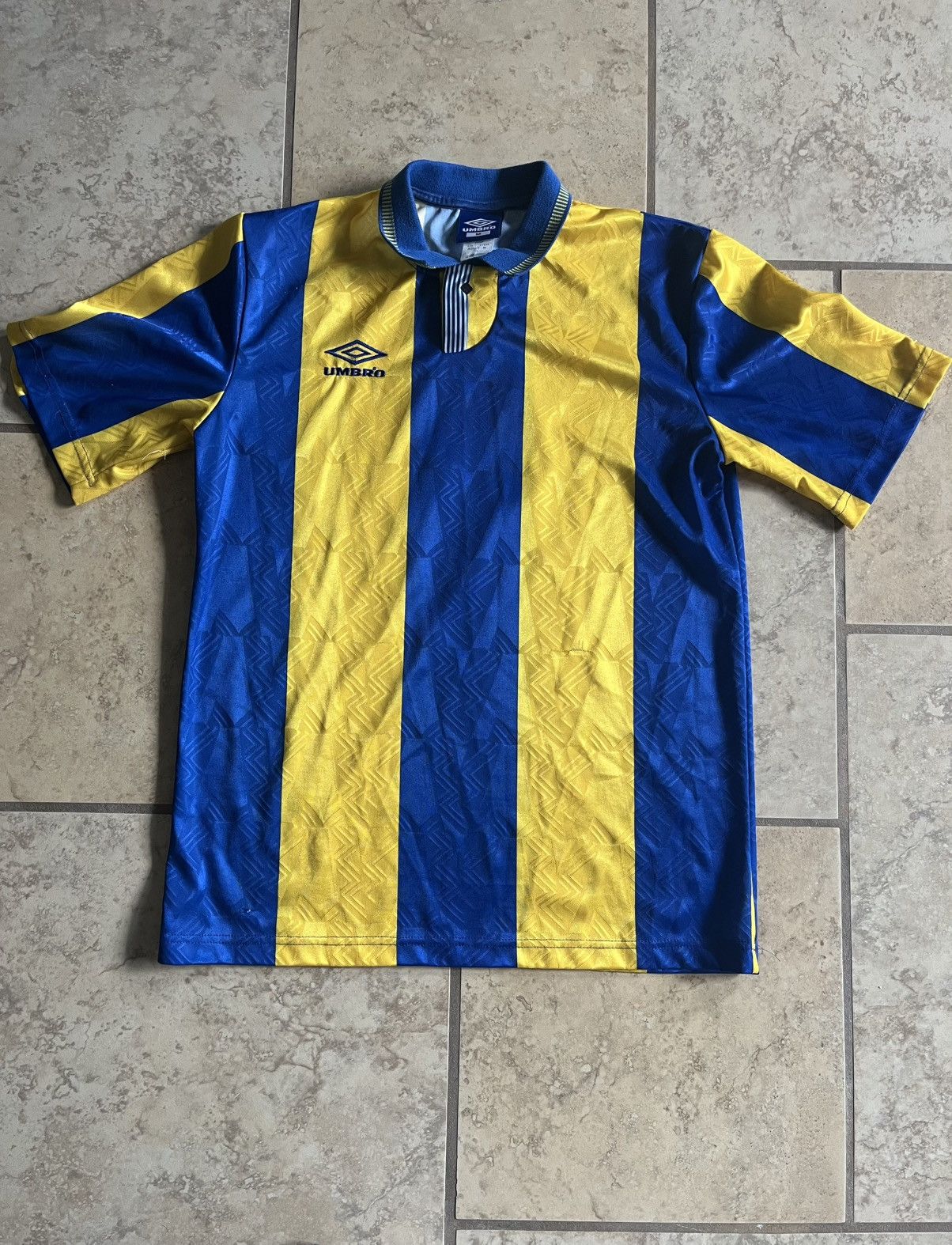 Vintage Vintage Umbro Jersey Size US M / EU 48-50 / 2 - 1 Thumbnail