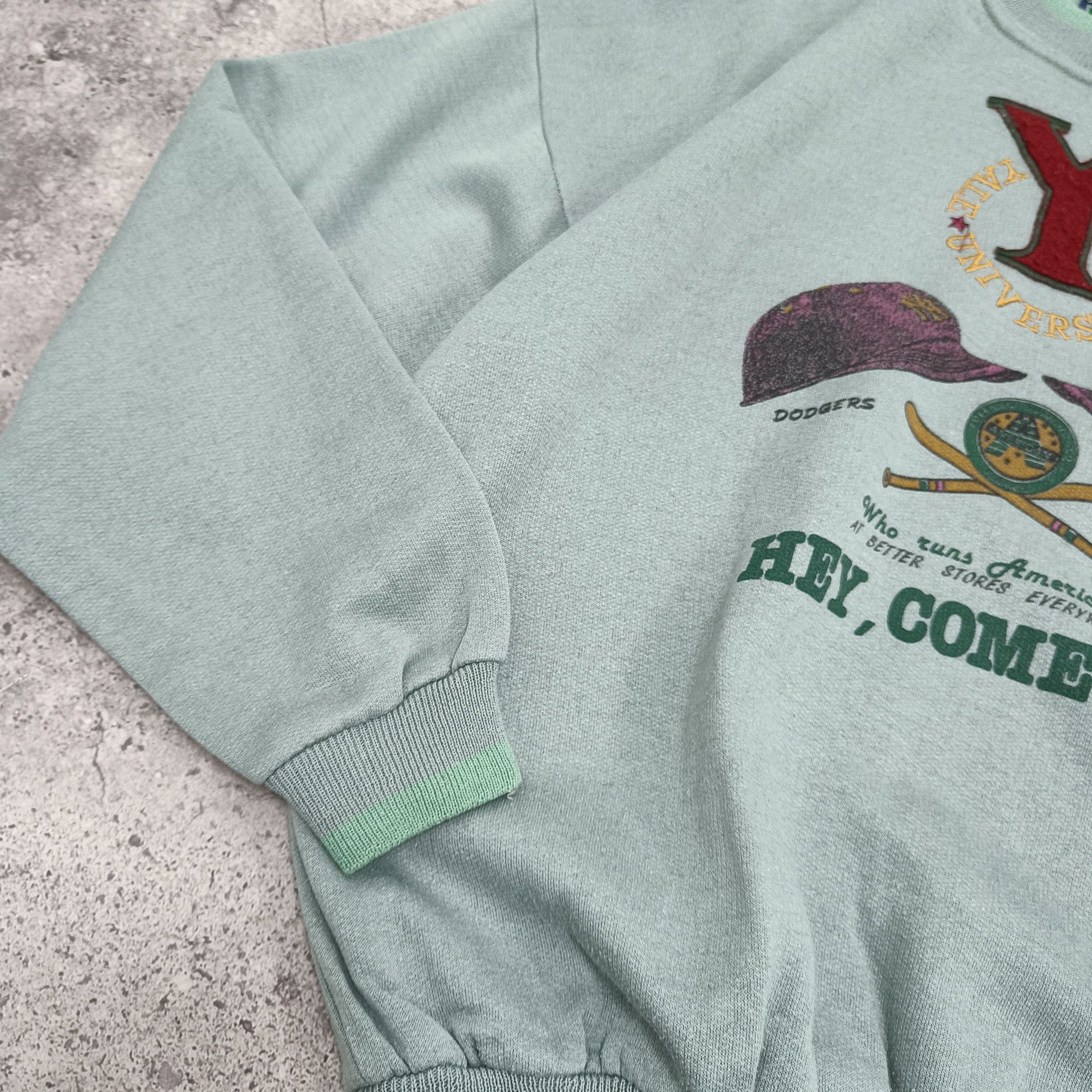 Vintage VINTAGE YALE UNIVERSITY SWEATSHIRT XL PULLOVER Size US XL / EU 56 / 4 - 4 Thumbnail