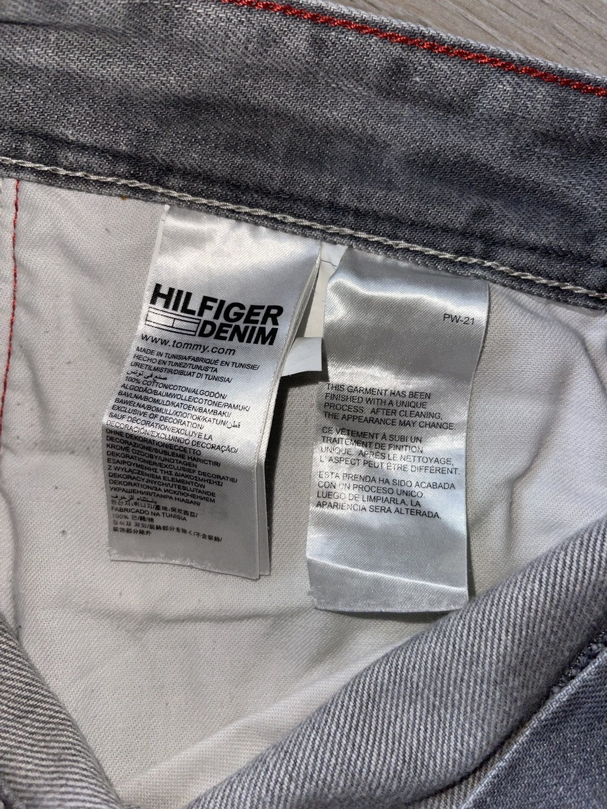 Tommy Hilfiger Vintage tommy hilfiger jeans blue denim 34/32 Size US 34 / EU 50 - 7 Thumbnail