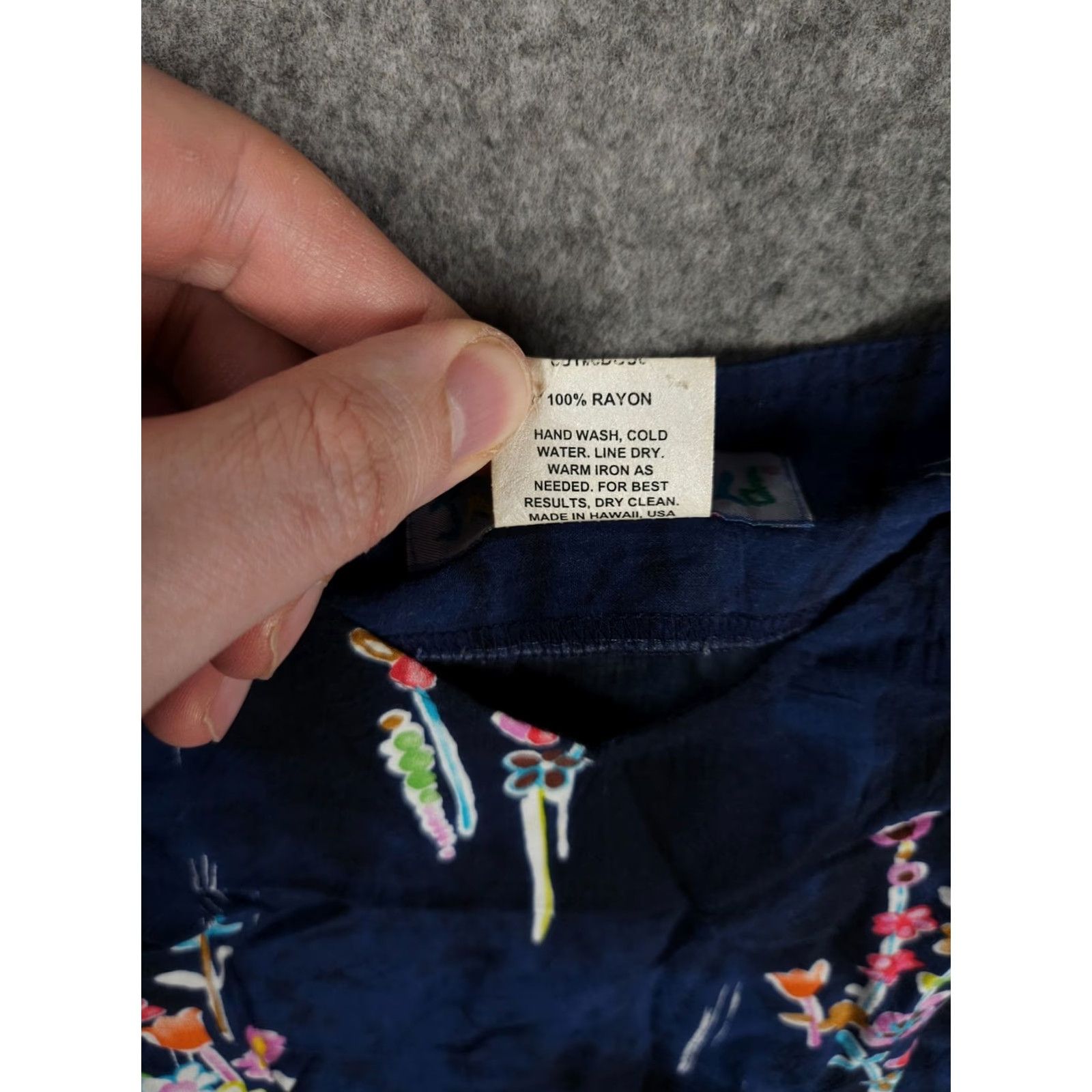 Jams World VINTAGE Jams World Strappy Tank Top Cami Women's Small Blue Floral 100% Rayon EUC Size S / US 4 / IT 40 - 4 Thumbnail