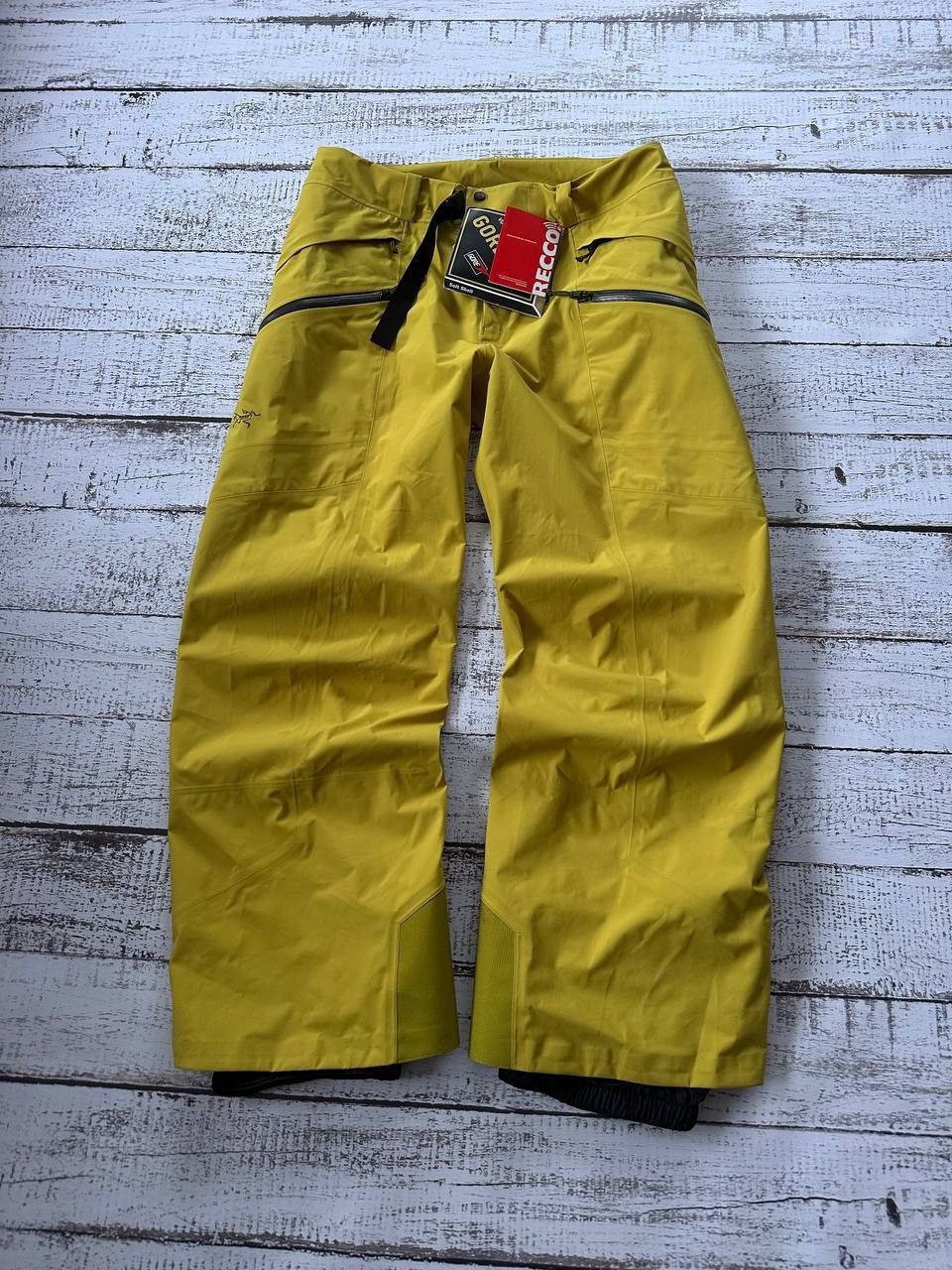 Arc'teryx Arc’teryx Gore-tex snowboard winter pants New condition Size US 41 - 1 Thumbnail