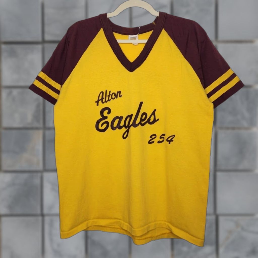 Vintage VINTAGE Alton Eagles Club Troop Ringer Bomark Large Mens Shirt Size US L / EU 52-54 / 3 - 1 Thumbnail