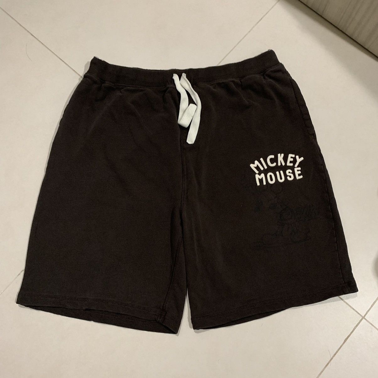 Disney × Mickey Mouse Mickey Mouse Brown Shortpant Size US 36 / EU 52 - 1 Thumbnail