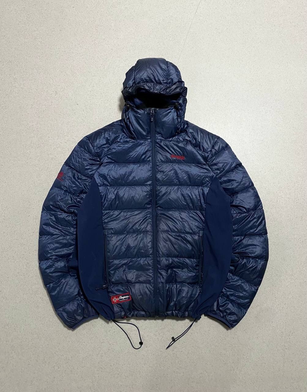 Bergans Outdoor Puffer Bergans Rare Logo Streetwear Size US XL / EU 56 / 4 - 1 Thumbnail