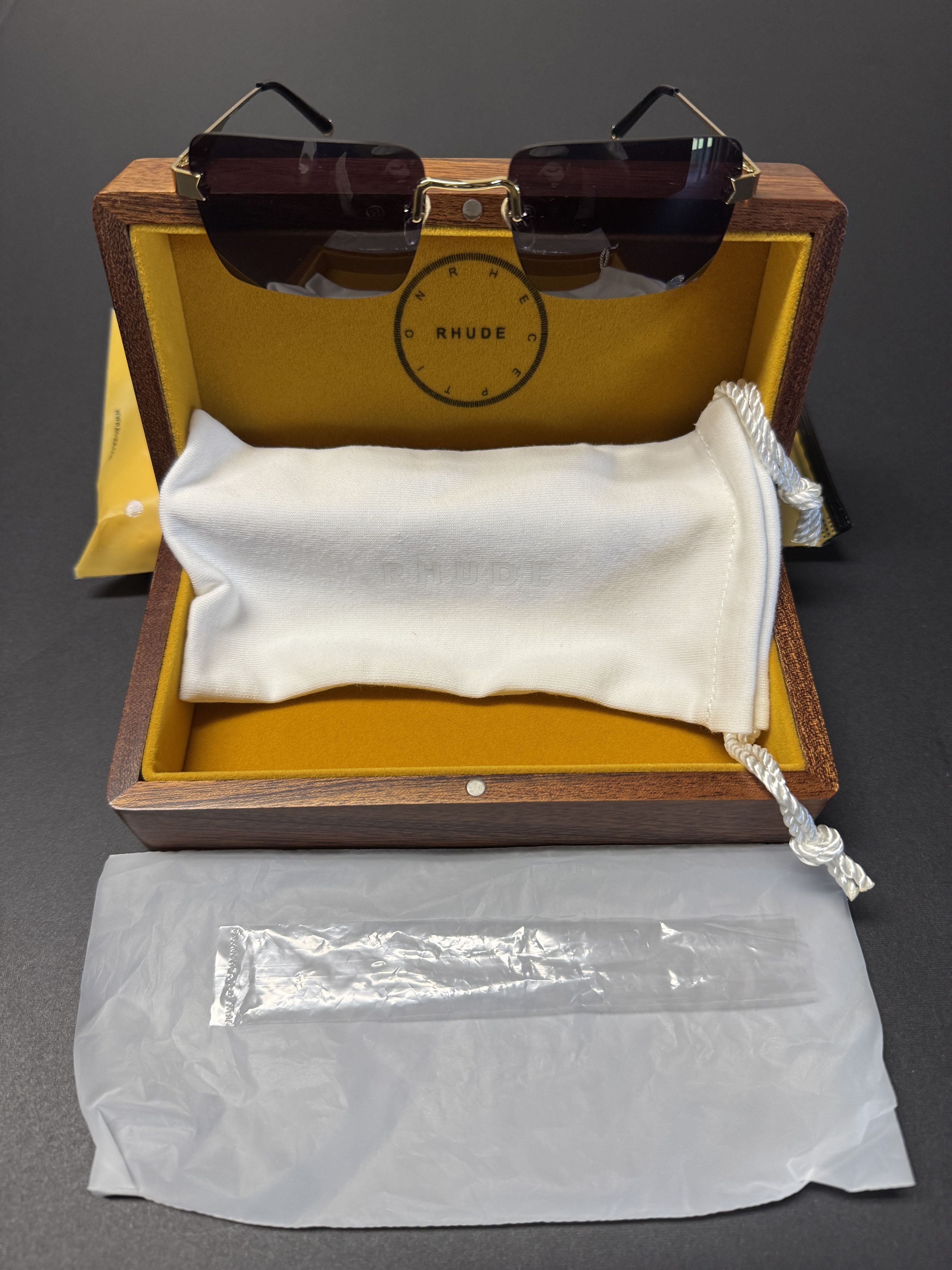 Rhude Rhude New Money Glasses Black/Gold Size ONE SIZE - 1 Thumbnail