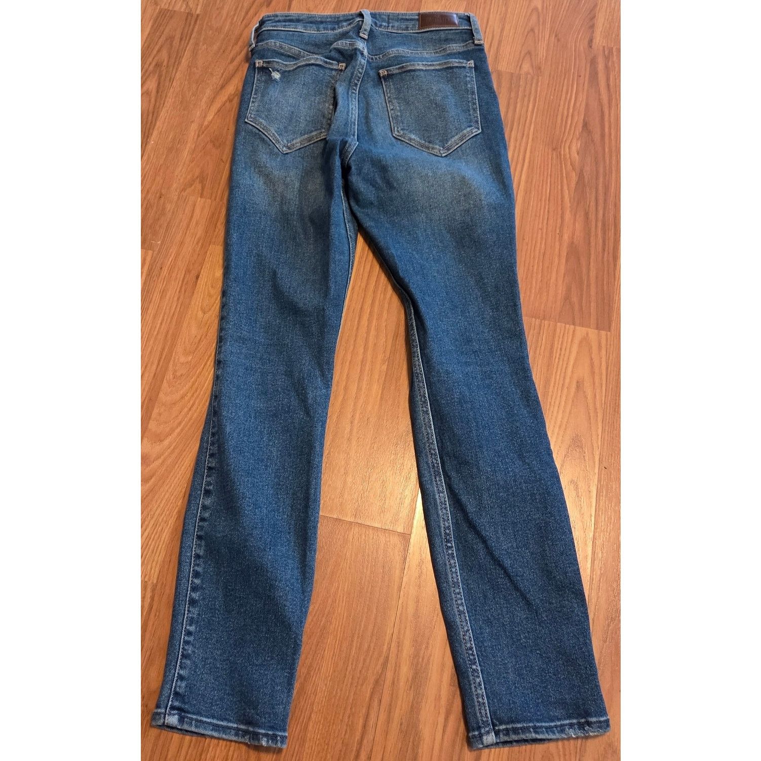 Hollister Hollister Ultra High-Rise Acid Wash Distressed Jeans Size 25" / US 0 / IT 36 - 4 Thumbnail