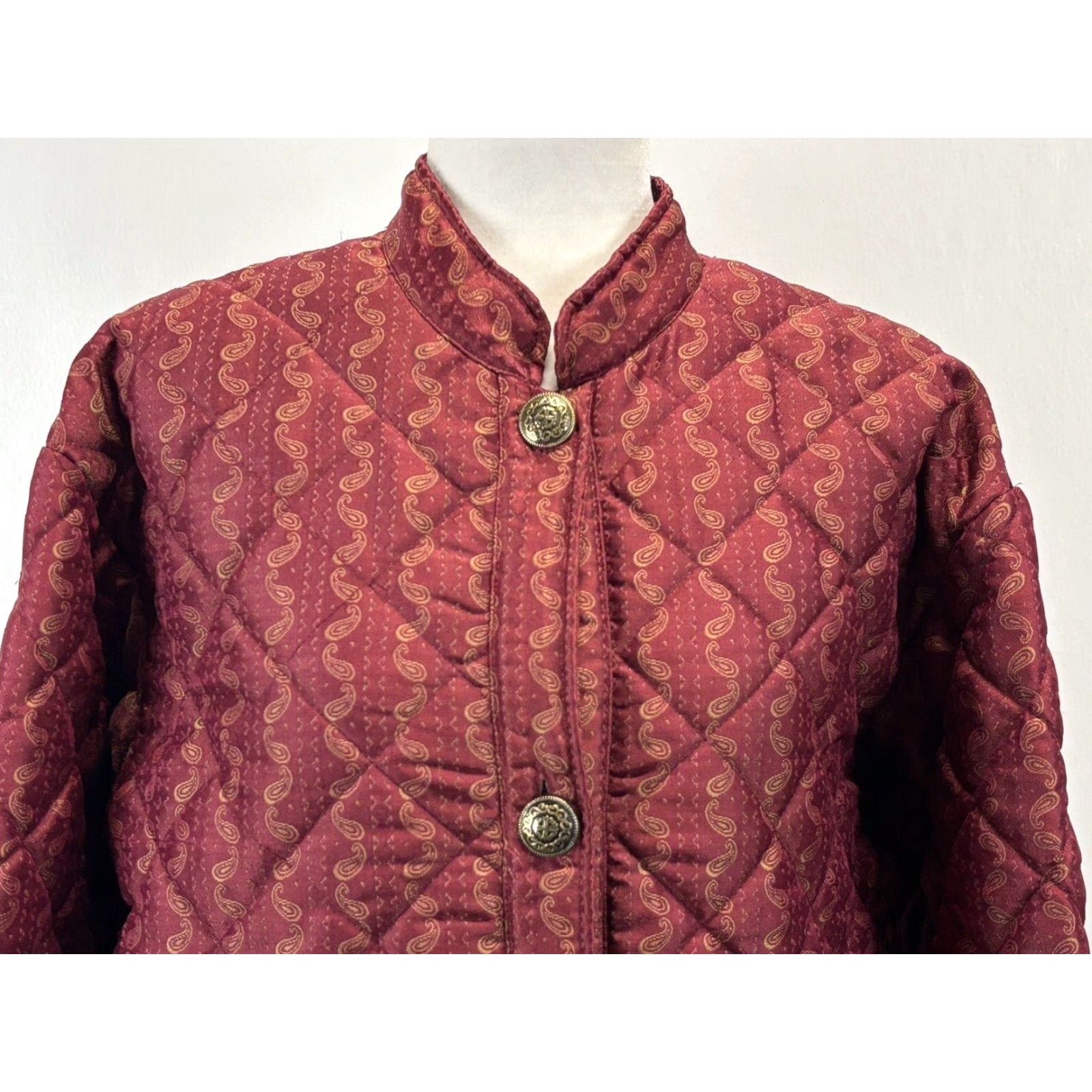 Victoria's Secret VINTAGE Victoria's Secret Quilted Jacket Medium Dark Red Gold Paisley 90s Womens Size M / US 6-8 / IT 42-44 - 5 Thumbnail