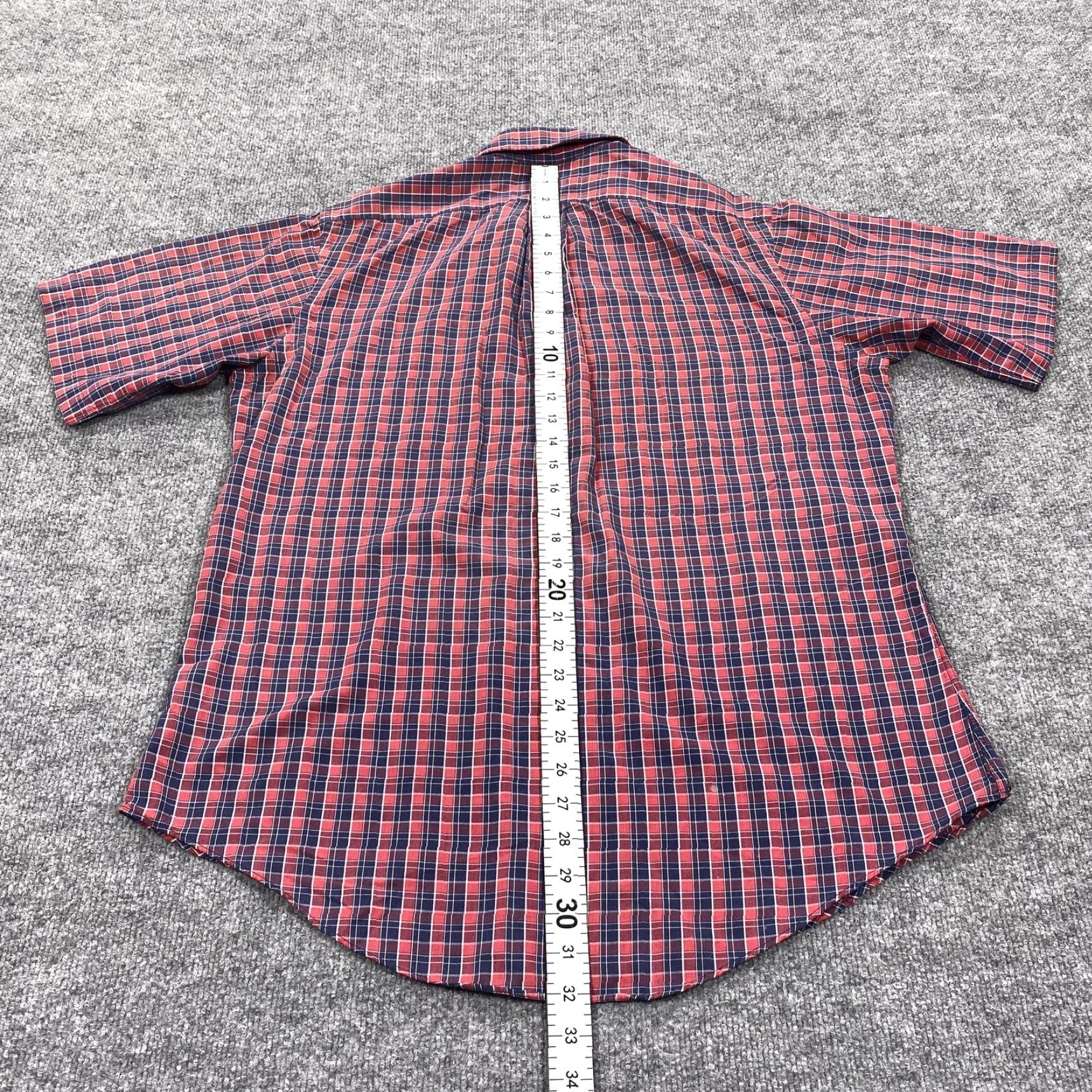 Vintage VINTAGE Gitman Bros. Shirt Mens L Red Plaid Short Sleeve Button-Up Shirt Size US L / EU 52-54 / 3 - 7 Thumbnail