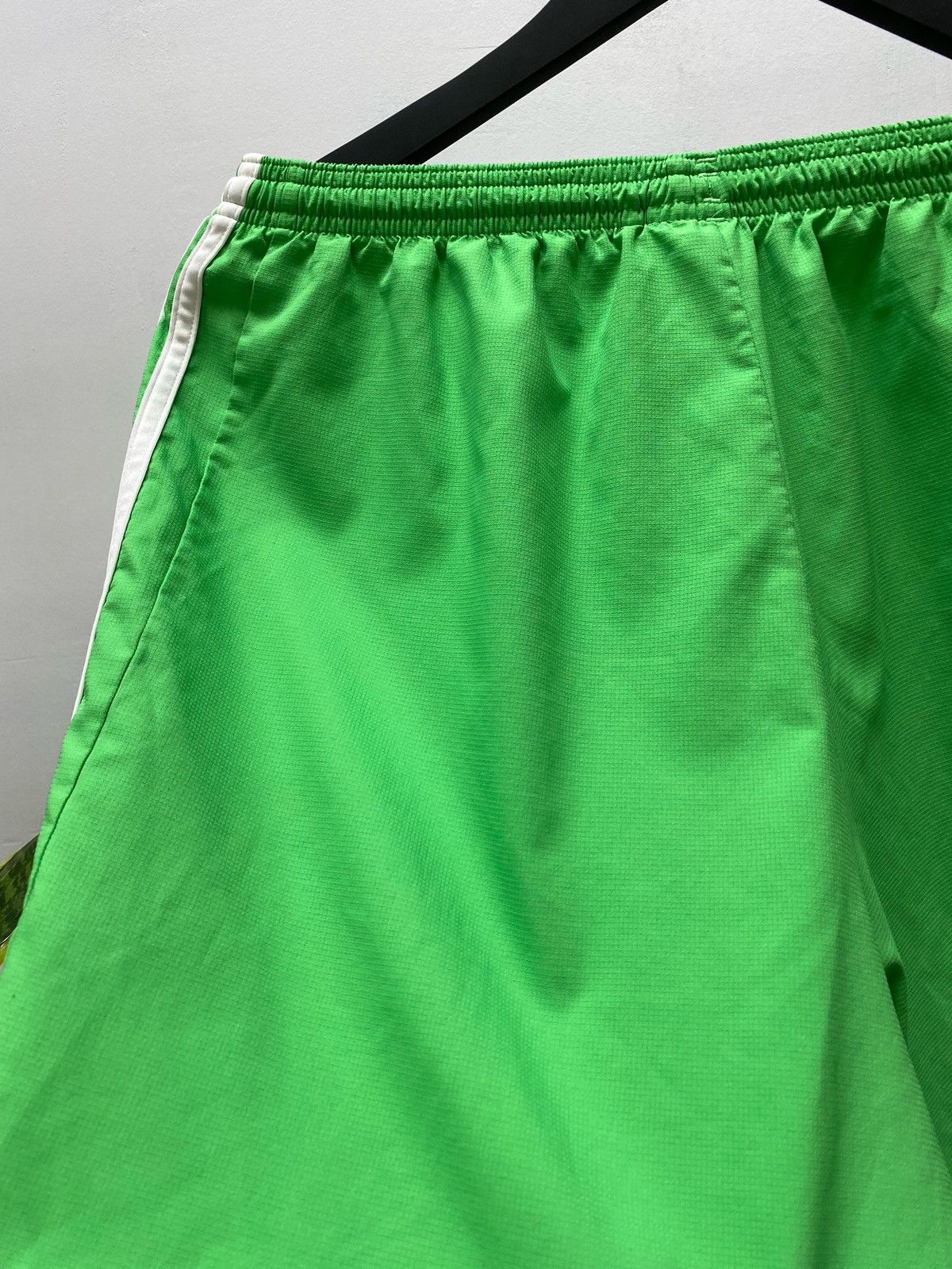 Adidas Adidas Shefield United Shorts Soccer Jersey Size US 34 / EU 50 - 18 Thumbnail