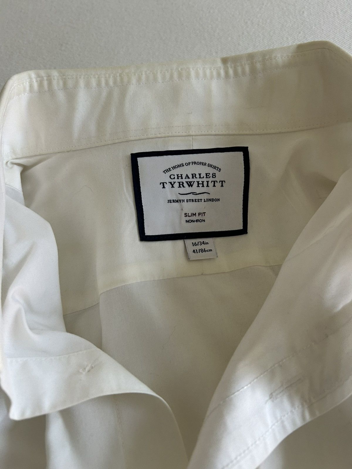 Charles Tyrwhitt Charles Tyrwhitt white dress shirt Size US M / EU 48-50 / 2 - 4 Thumbnail