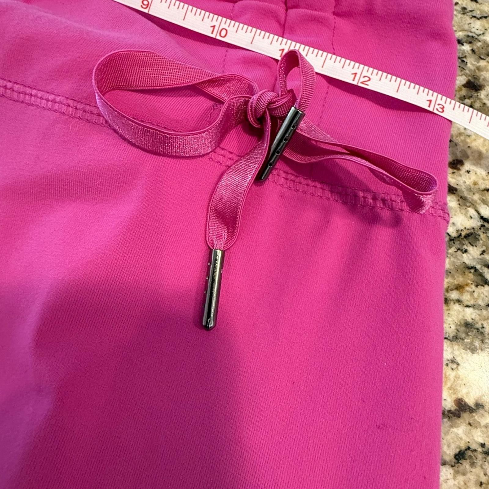 Kyodan Kyodan hot pink cropped leggings coquette bow SZ SM Size 28" / US 6 / IT 42 - 5 Thumbnail