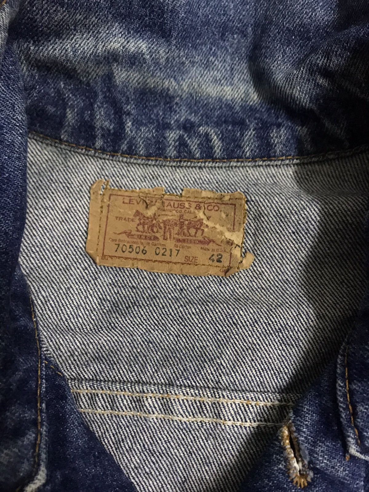 Levi's Vintage Levis Denim Trucker Jacket Size US M / EU 48-50 / 2 - 2 Thumbnail